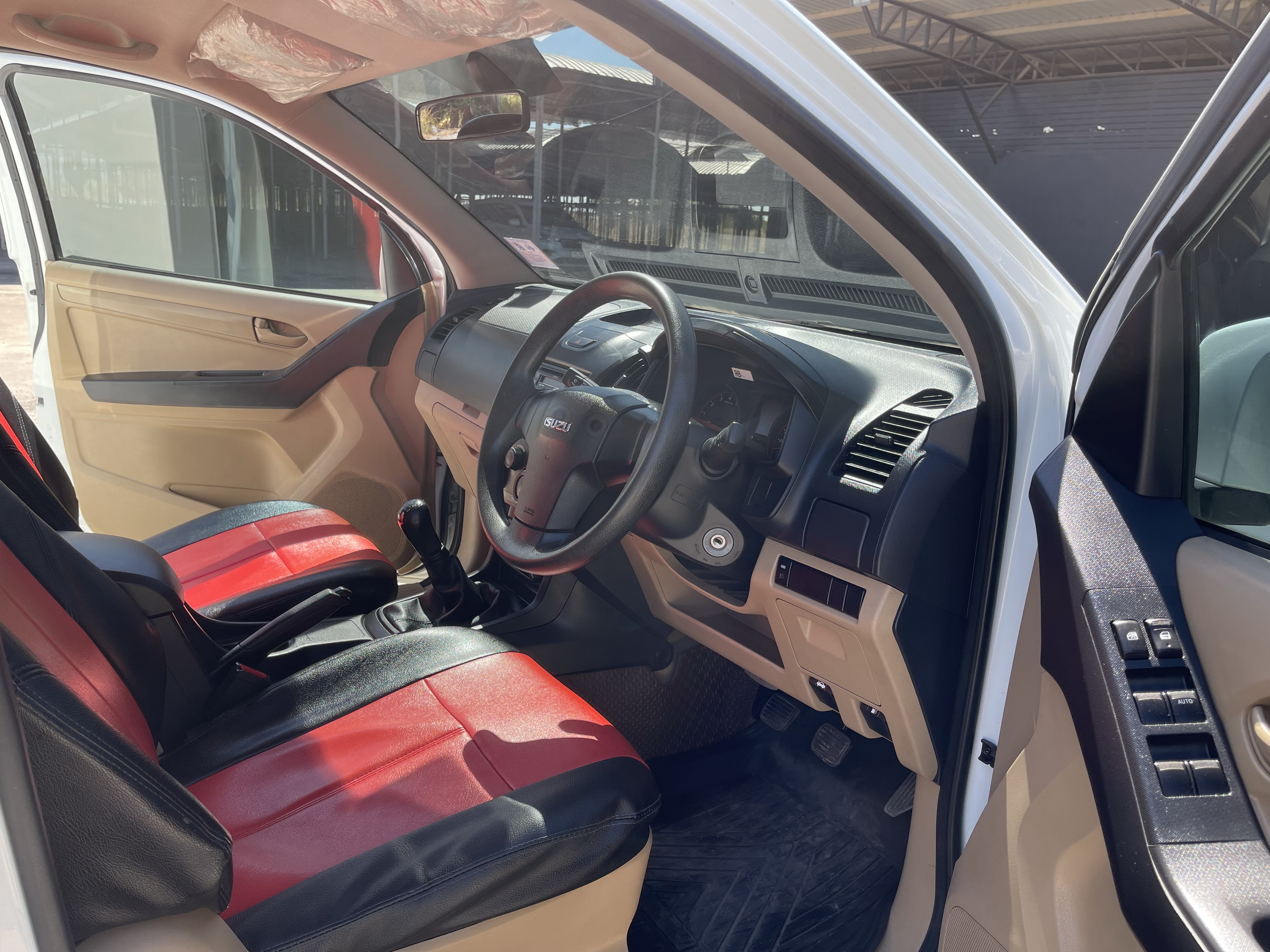 Isuzu Dmax All New 4ประตู 1.9 S 2016 ขาว