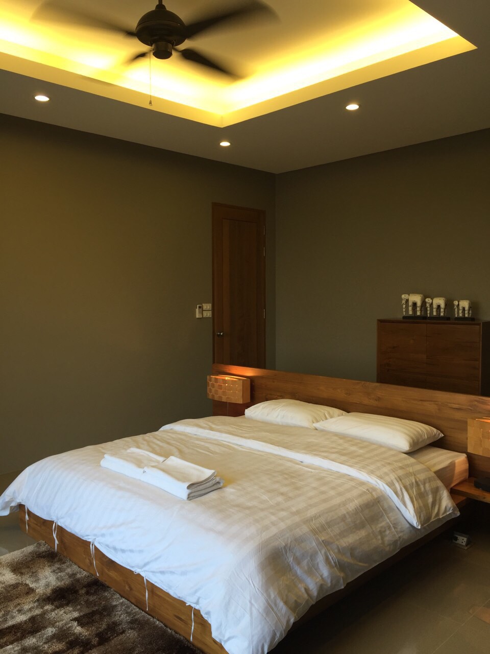 For Rent : Chalong, Private Pool Villa, Modren Style, 4 Bedrooms, Mountain view.