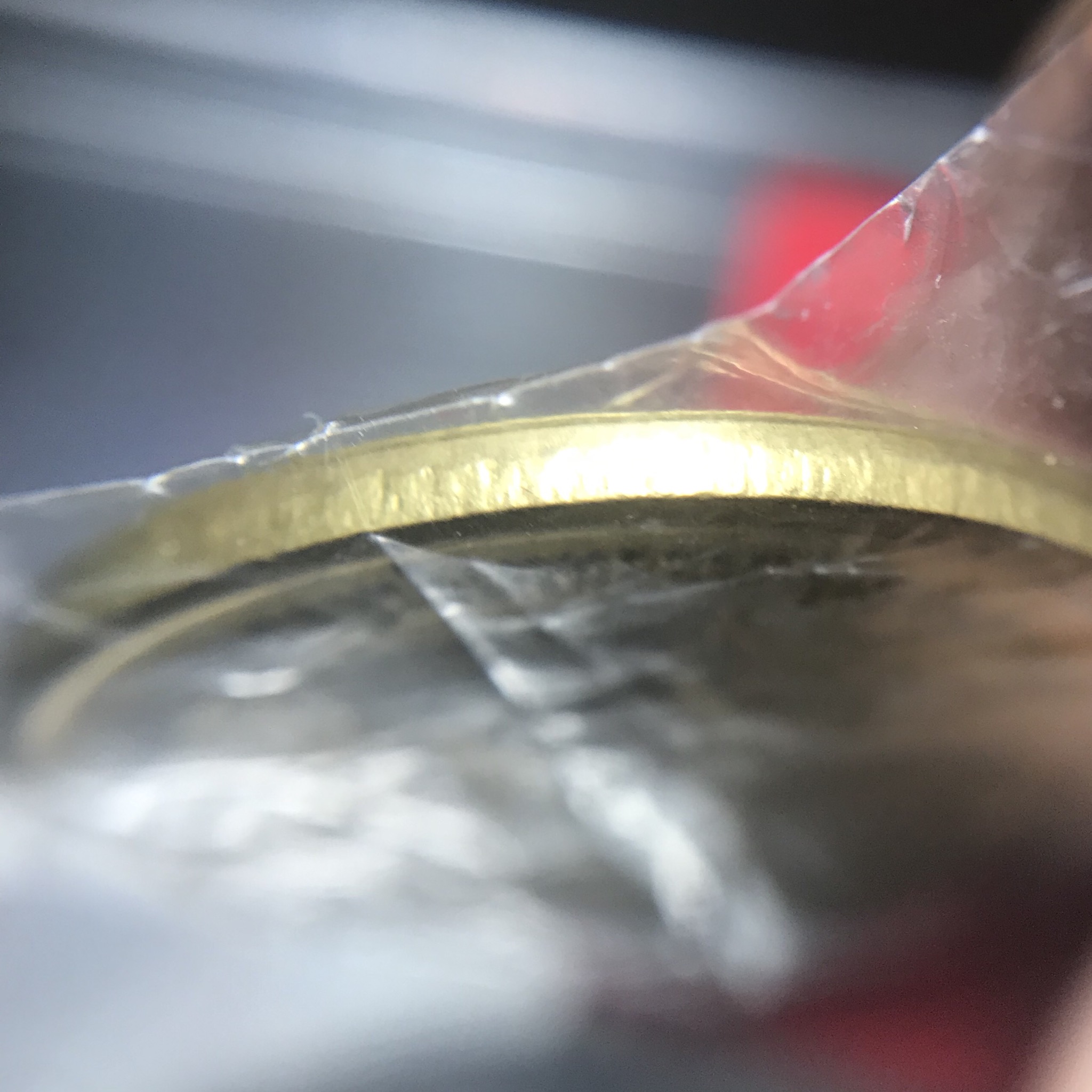 เหรียญทรงผนวช ในหลวงรัชกาลที่9 วัดบวรนิเวศวิหาร พ.ศ.2508 เนื้อทองฝาบาตร(ทองเหลือง) พิมพ์ธรรมดา(เจดีย์ไม่เต็ม) บล็อกหลังอัลปาก้า สภาพซีลซองเดิม