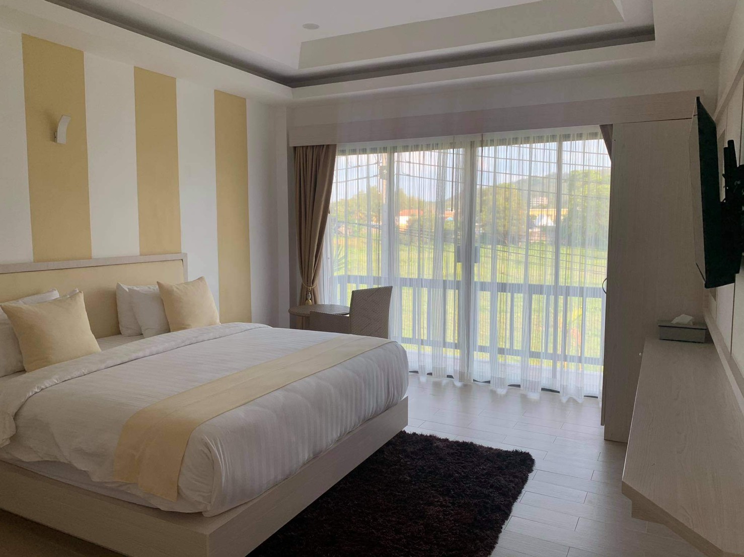 For Rent : Bangtao Private Pool Villa, 3 bedrooms 4 Bathrooms, Pool view.