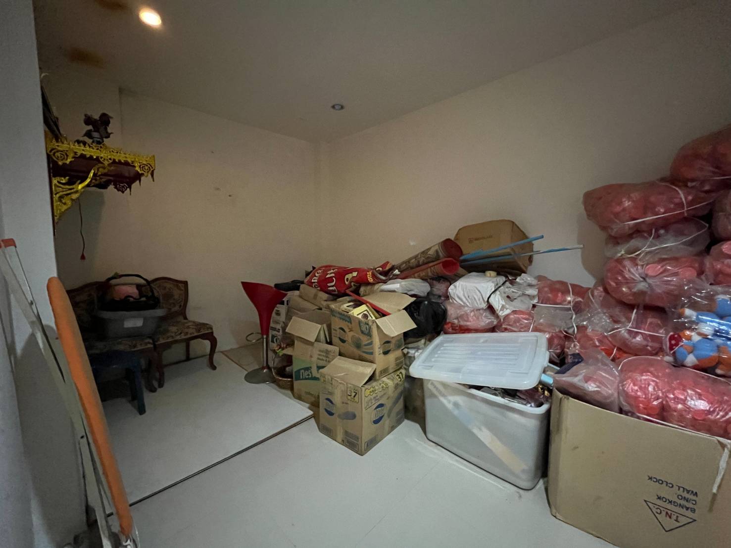 For Sales : Phuket Town, 3-story commercial building, 4 Bedrooms 4 Bathrooms