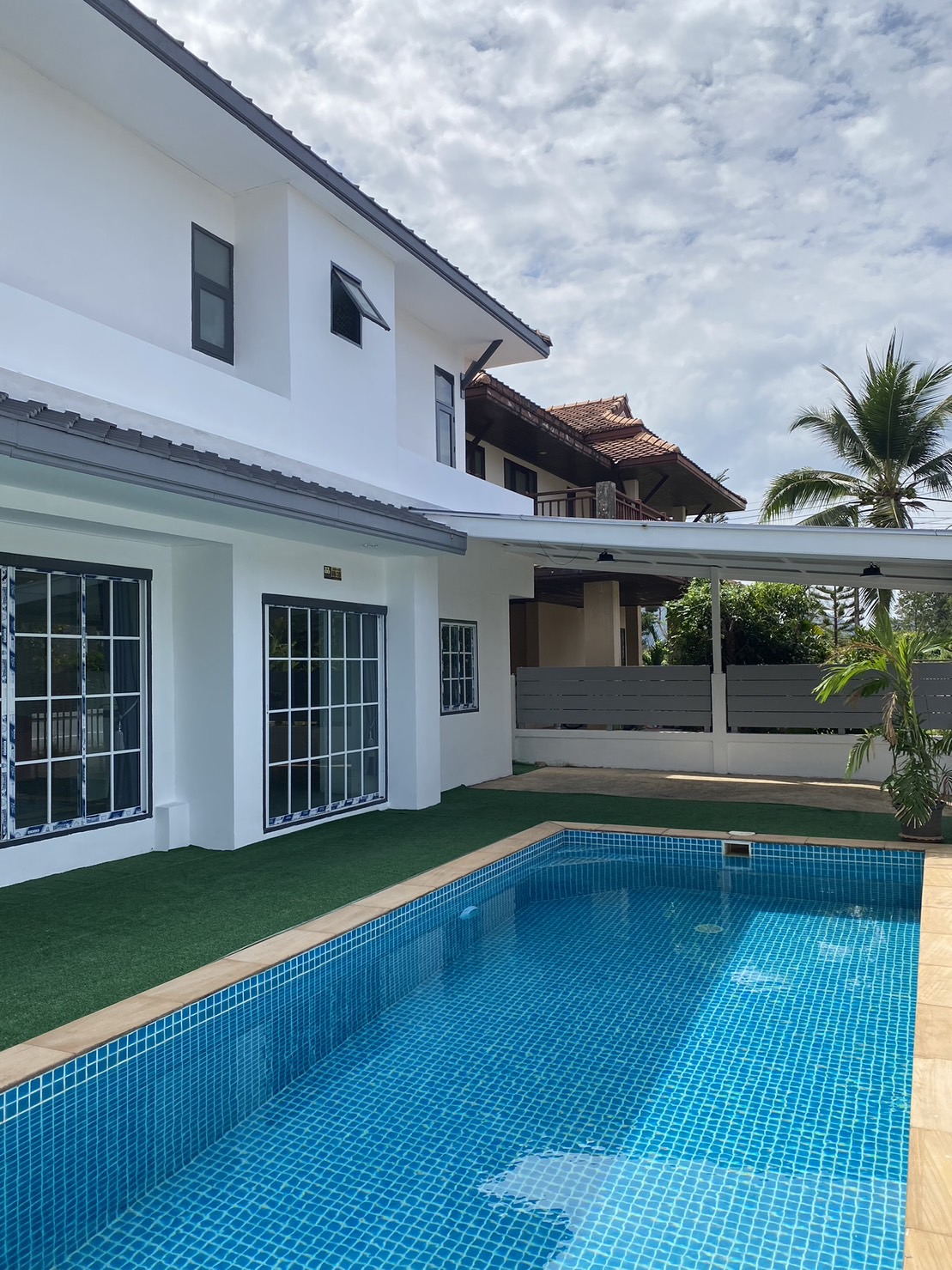 For Rent : Thalang, Private Pool Villa near Airport, 5 Bedrooms 4 Bathrooms