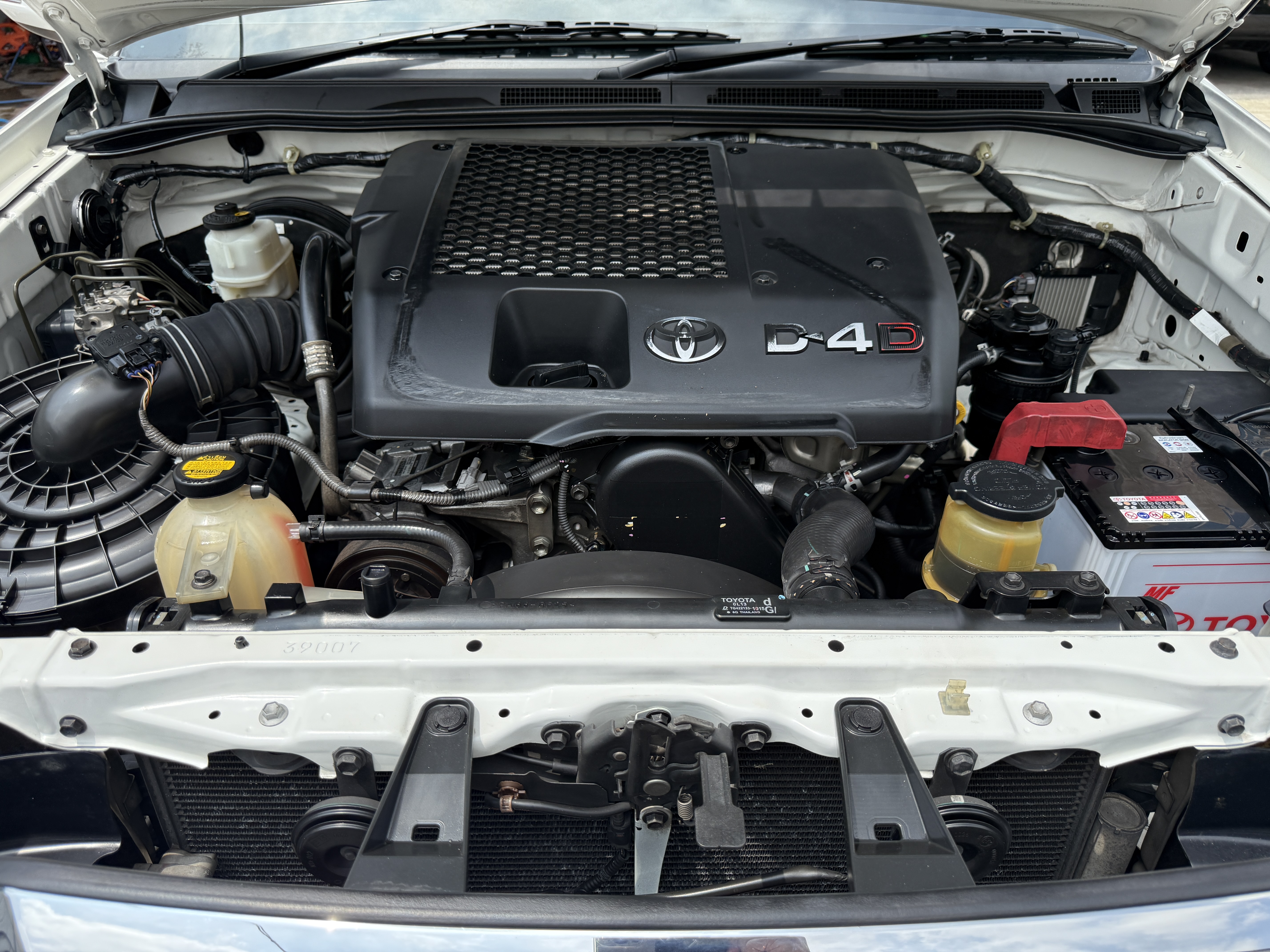 Toyota Fortuner Champ 3.0 V Navi 4WD At 2013 ขาวมุก