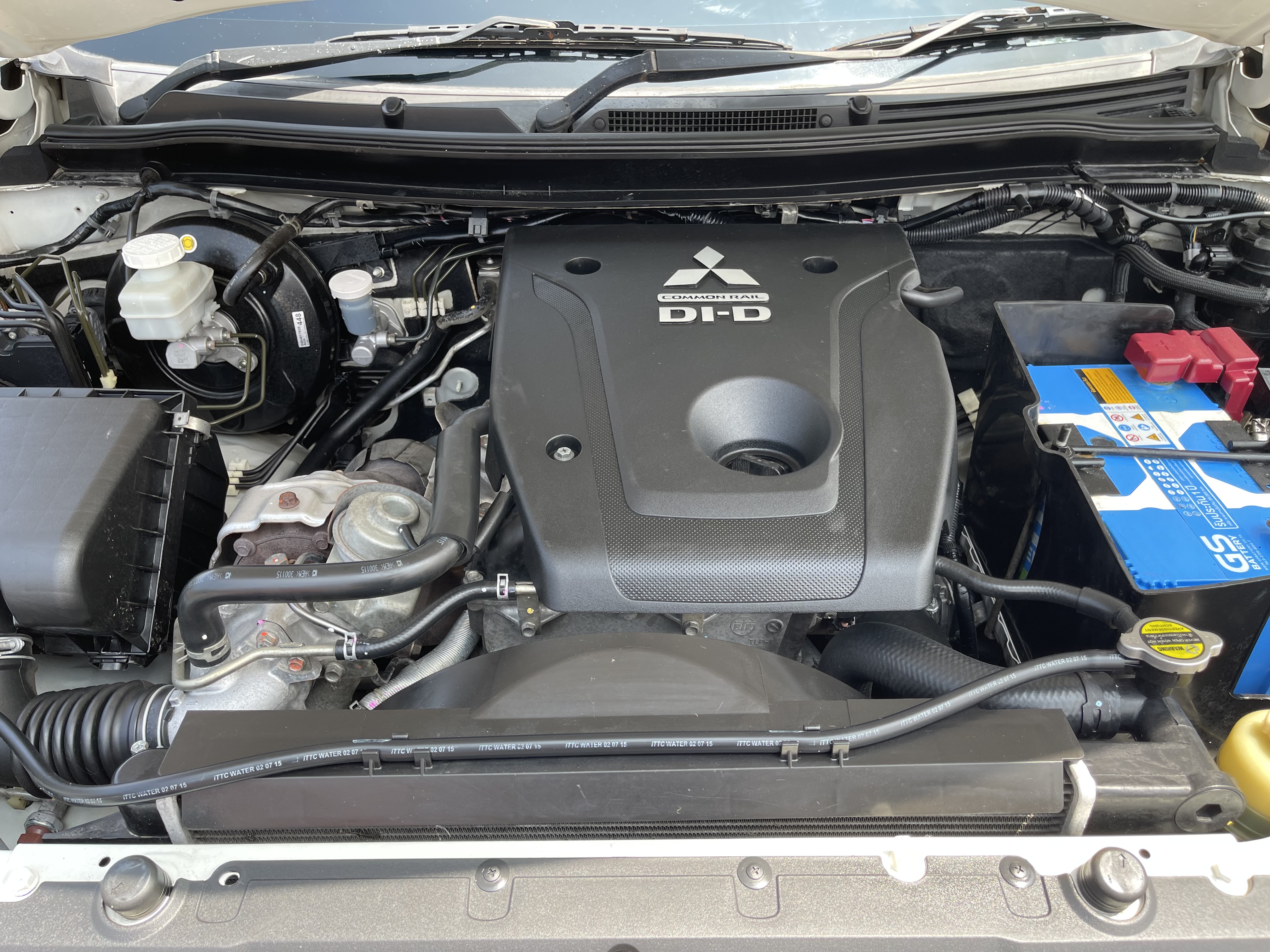 Mitsubishi Triton All New Cab 2.5 GLX Plus 2015 ขาวมุก