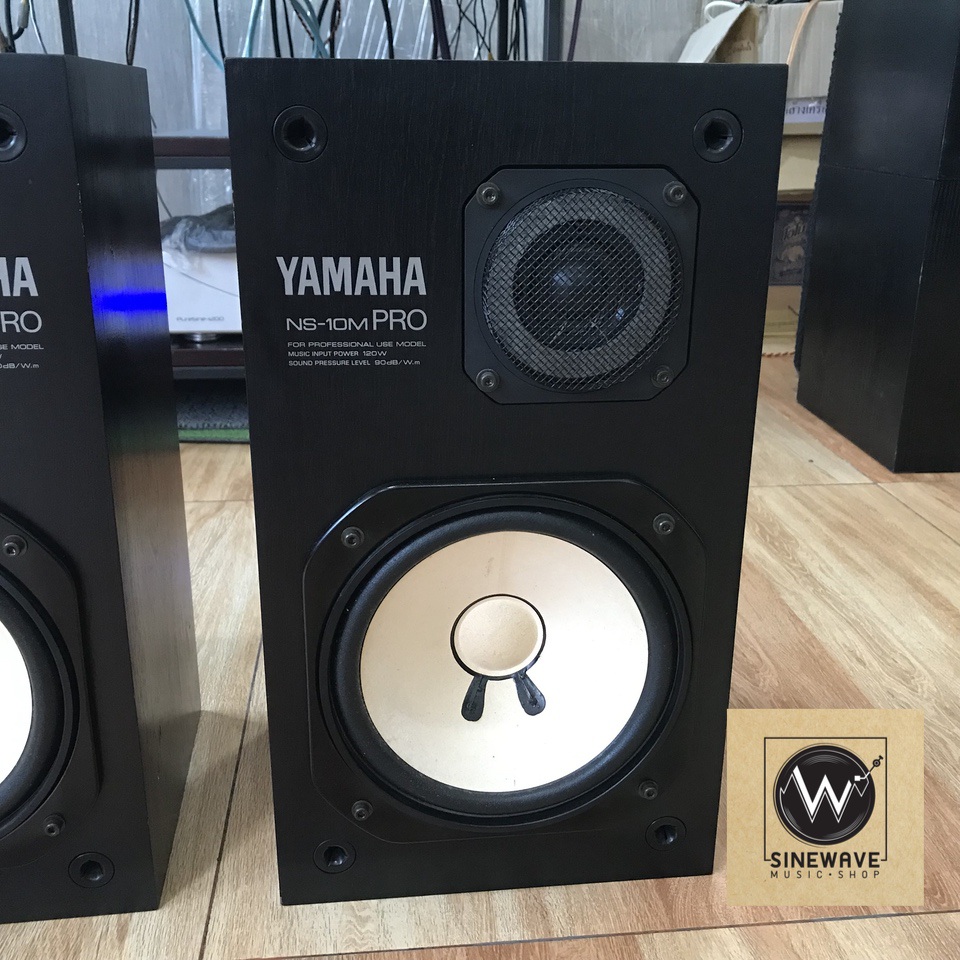 ลำโพง ยี่ห้อ Yamaha รุ่น NS-10M Pro (Made in Japan)