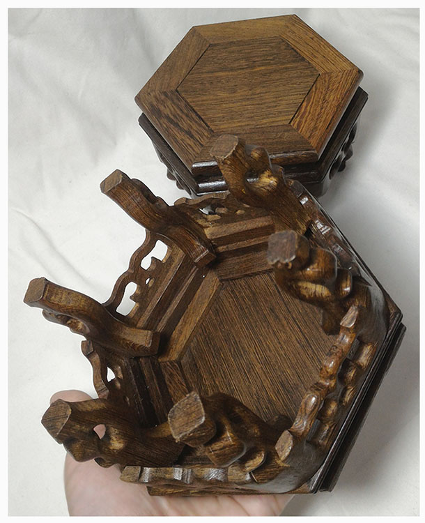 ฐานหรือกี๋ไม้ศิลปะจีน-หกเหลี่ยม 12cm