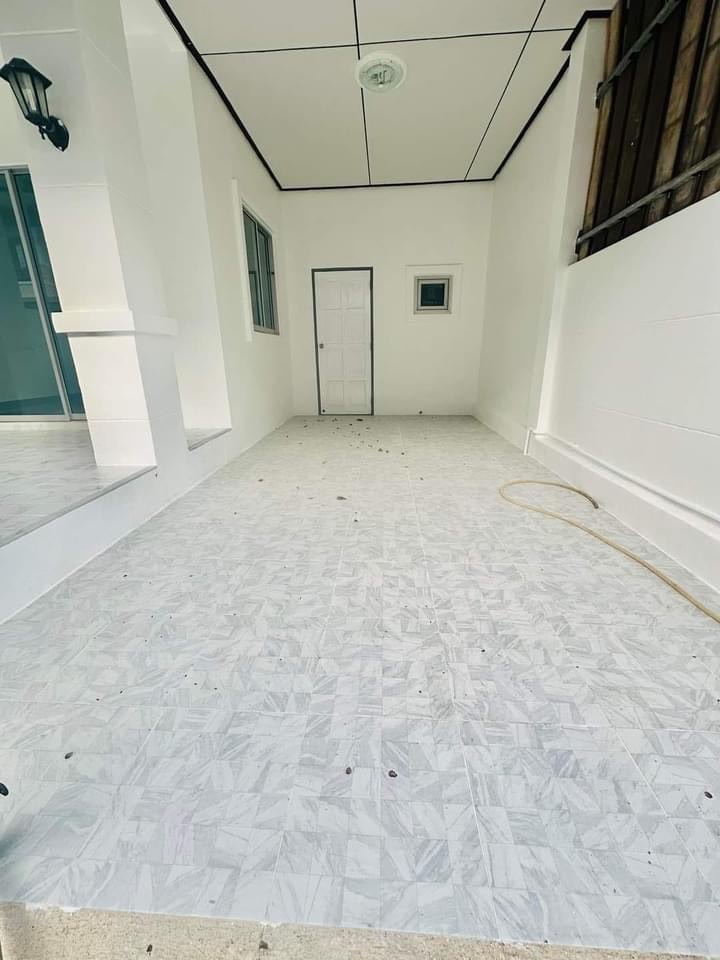 For Sales : Thalang, 2-story townhouse, 3 Bedrooms 2 Bathrooms