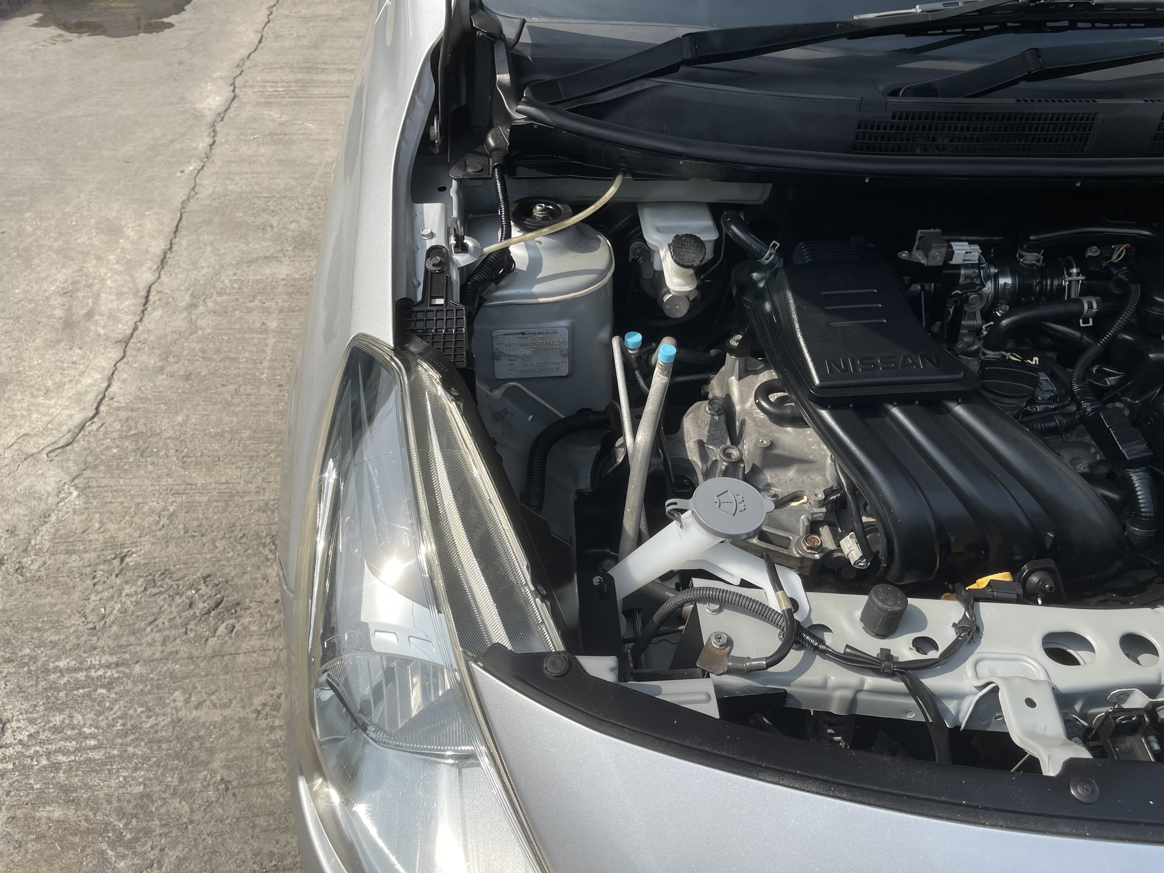 Nissan Almera 1.2 E At 2017 เงิน