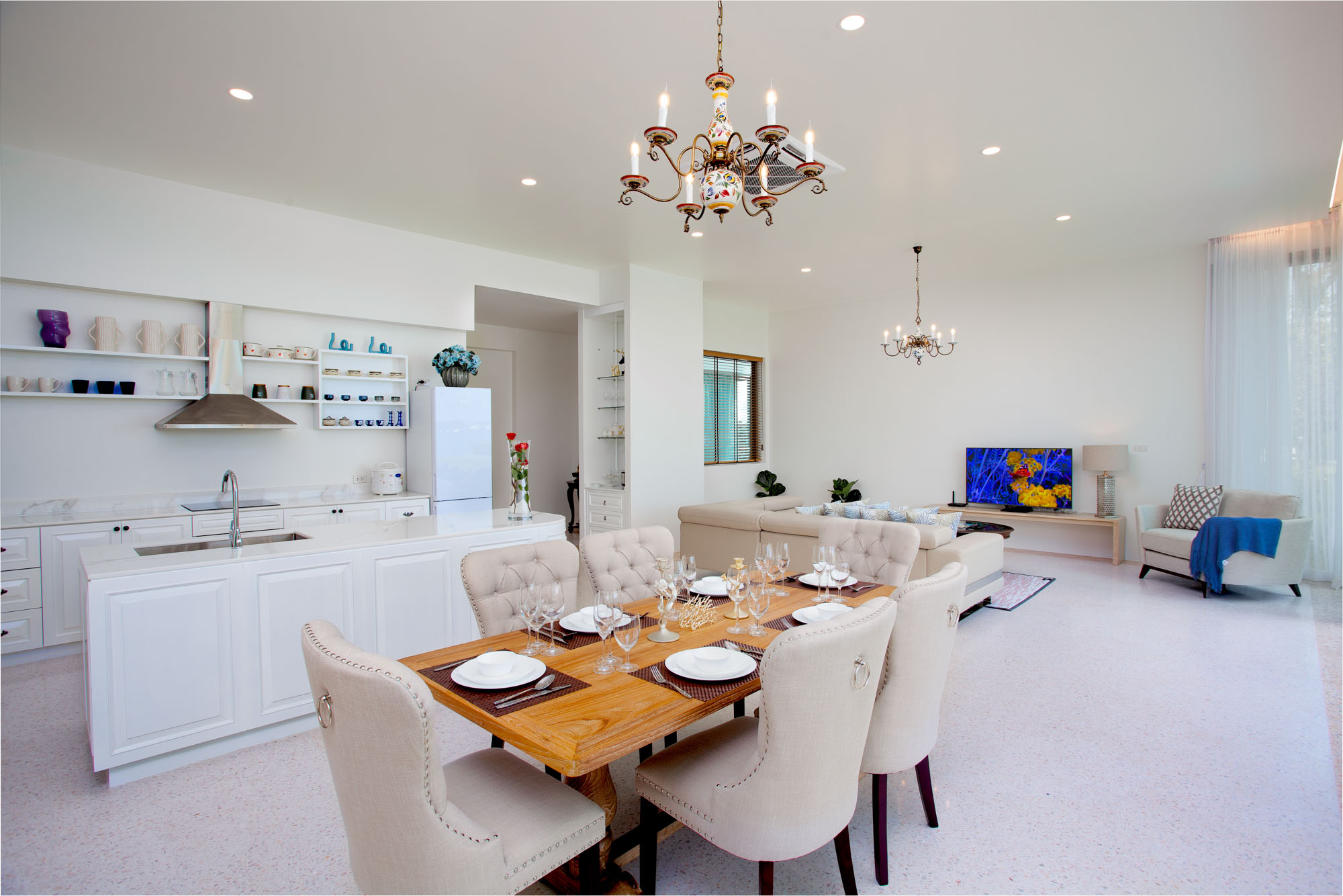 For Rent : Rawai, Seafront Pool Suite, 3 Bedroom 2.5 Bathroom