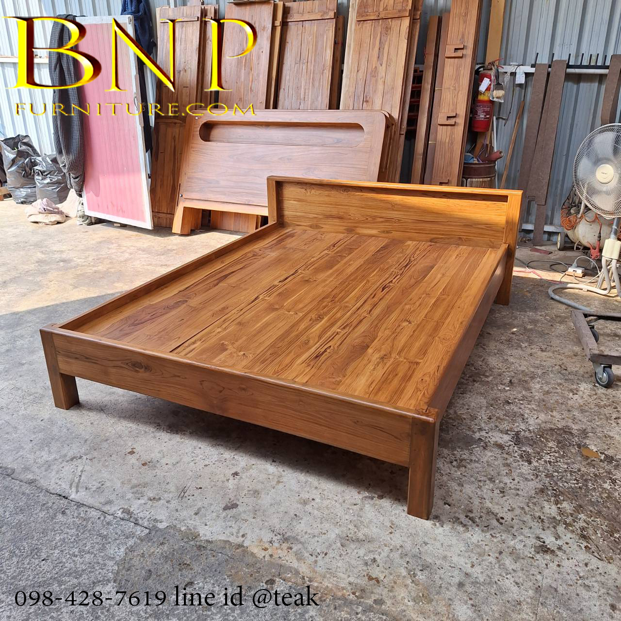 เตียงนอนโมเดิร์น 5 ฟุต รุ่น โฮย่า