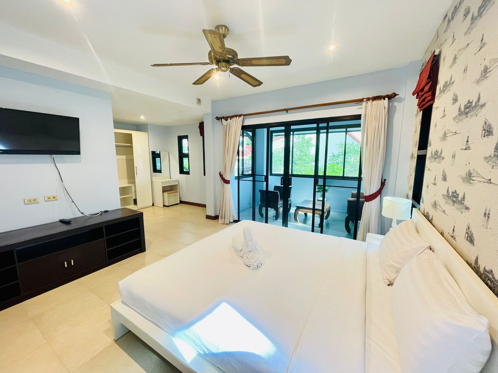 For Rent : Kata, 2-Storey Twin House, 3 bedrooms 3 bathrooms