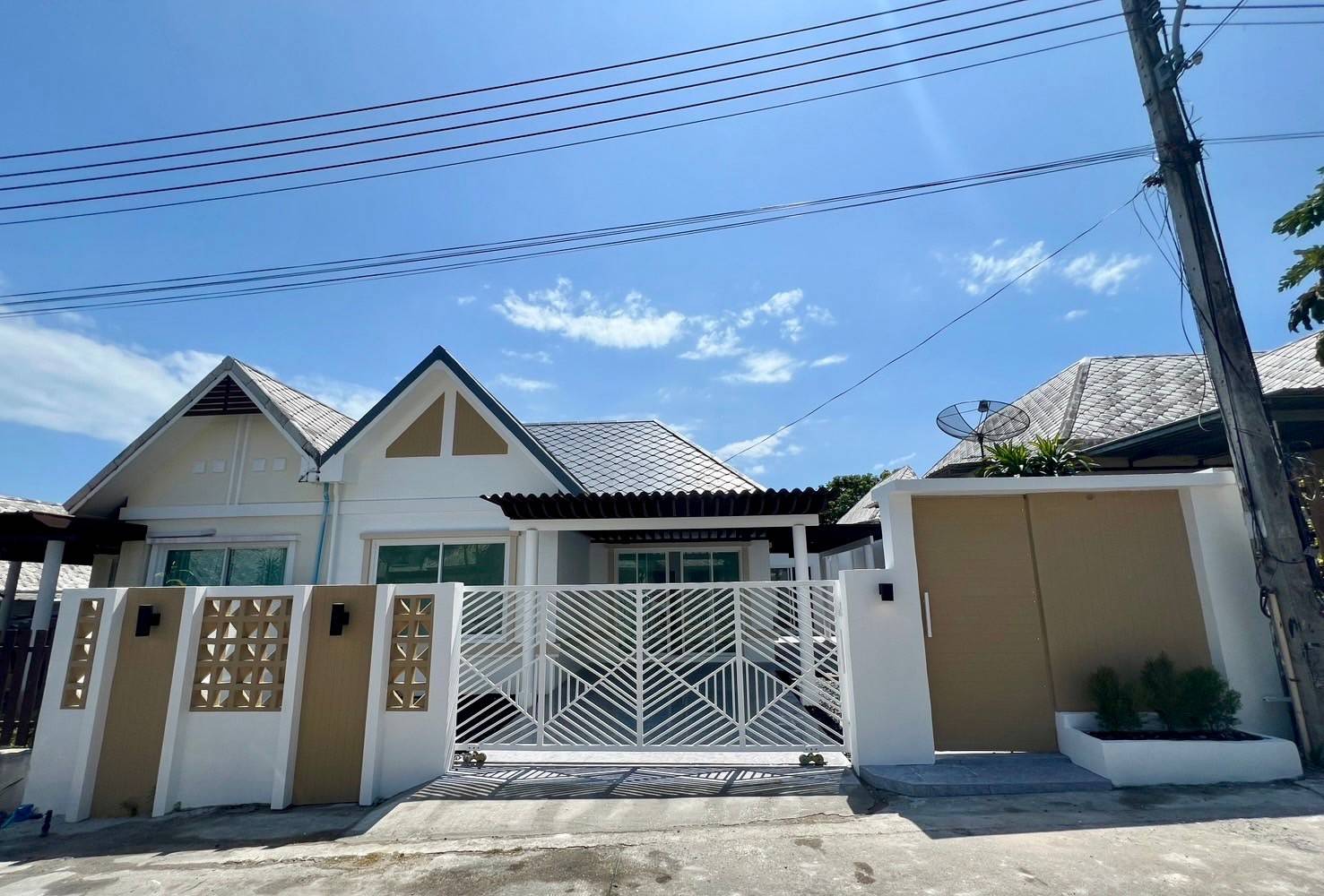 For Sale : Pakhlok, Twin House @Baan Promphun, 3 bedrooms 2 bathrooms