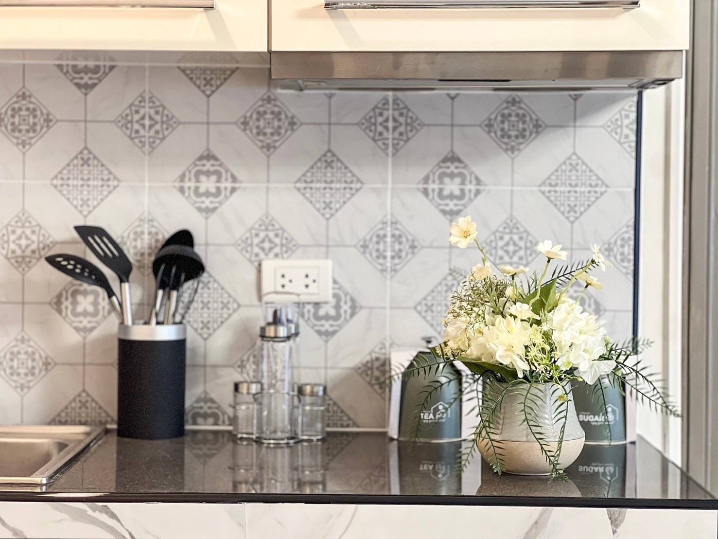 For Sales : Kathu, Dcondo Creek, 2 Bedrooms 2 Bathrooms, 4th flr., Pool view