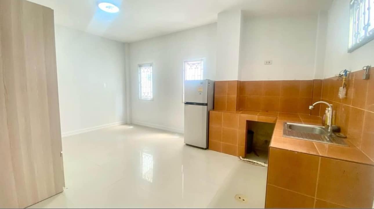 For Rent : Chalong, Land and House 3 bedrooms 2 bathrooms