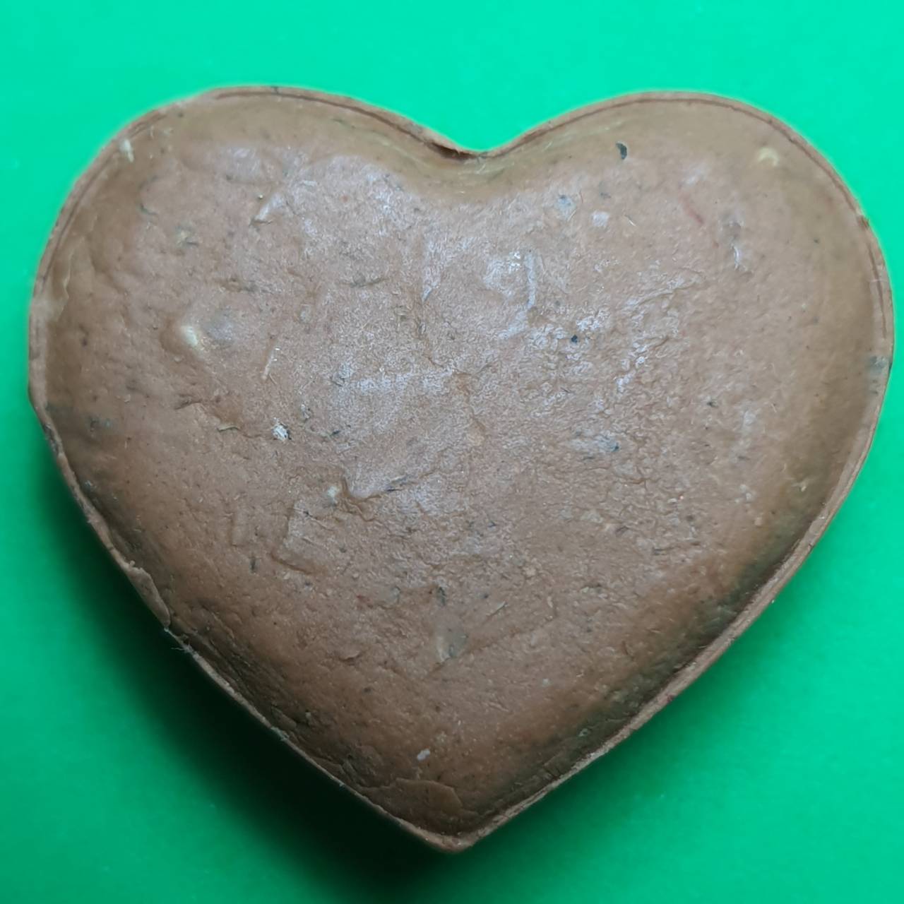 ของเสน่ห์ หัวใจเสน่ห์ สีน้ำตาล มวสาร ว่านดอกทองมหาอุดม หัวใจเสน่ห์แท้ ของเสน่ห์มหาเสน่ห์