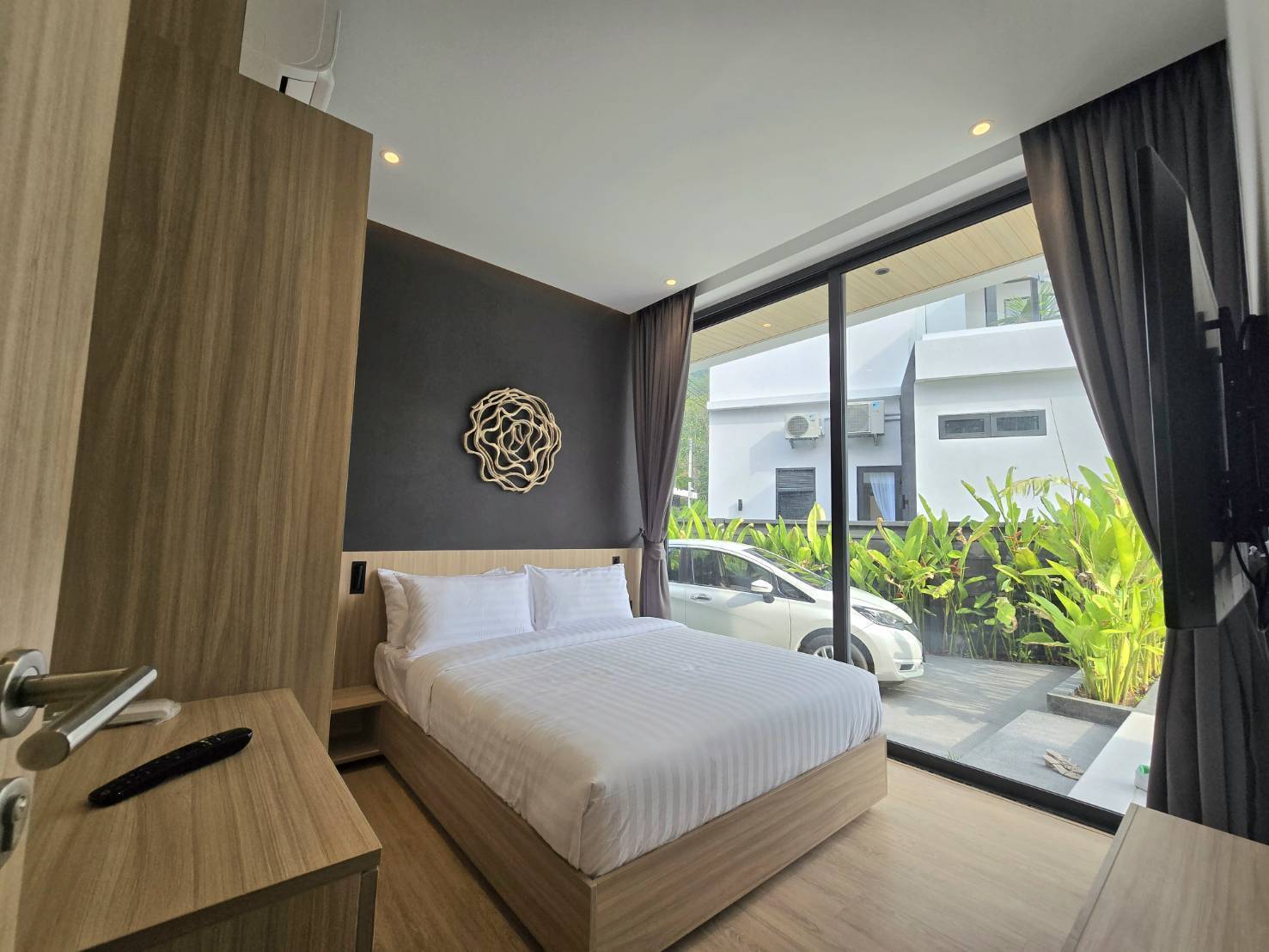 For Sales : Thalang, Private Pool Villa, 3 Bedrooms 3 Bathrooms