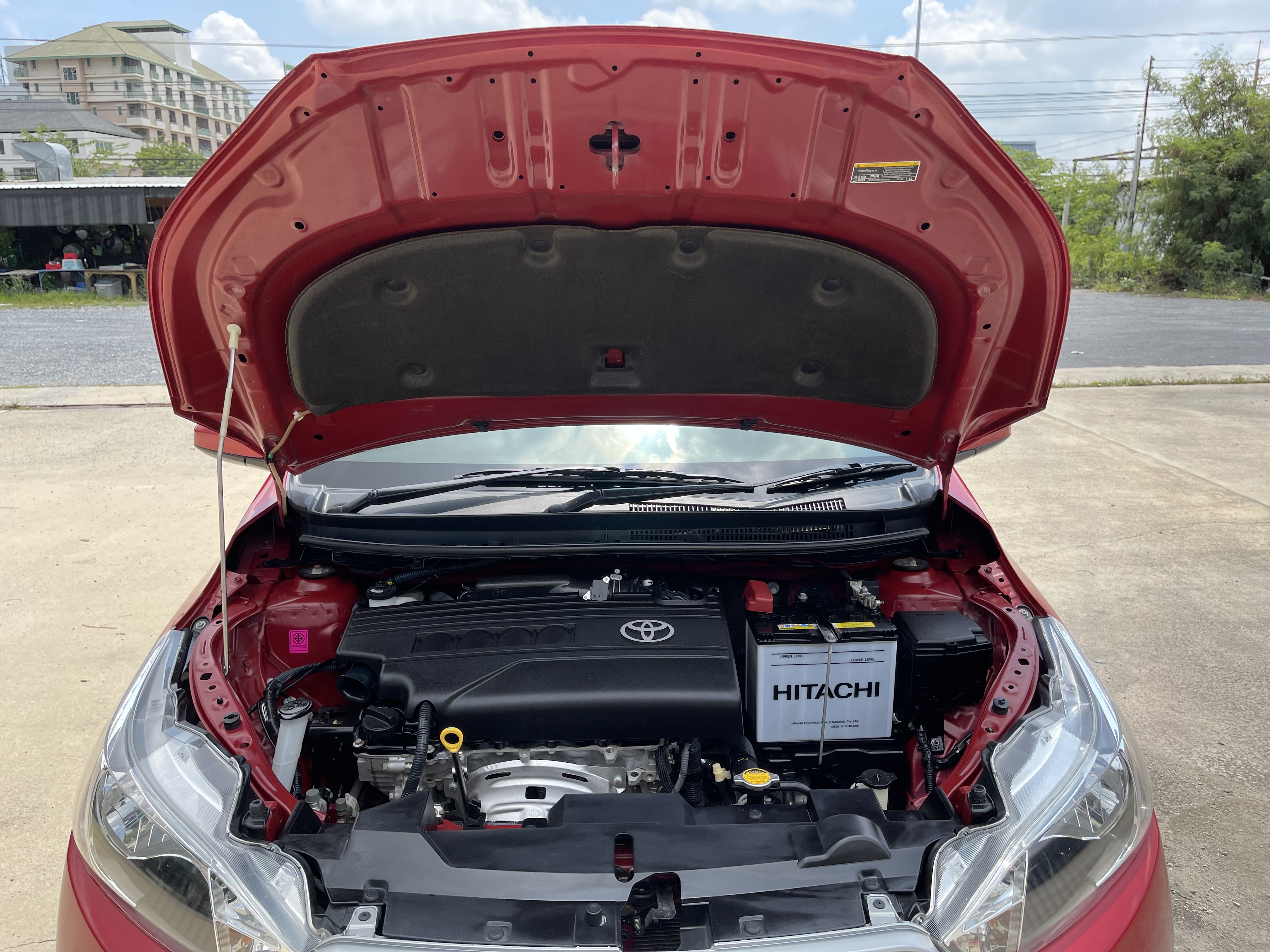 Toyota Yaris 1.2 E At 2016 แดง