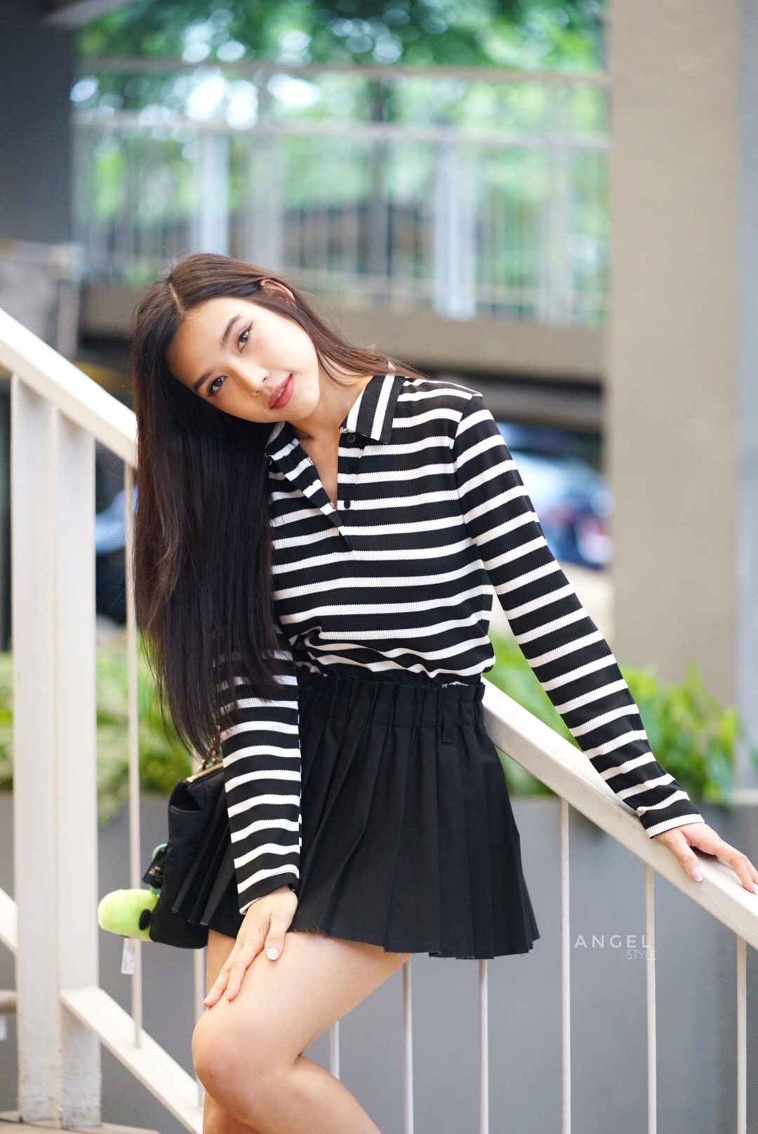 ริ้วคอปกแขนยาว