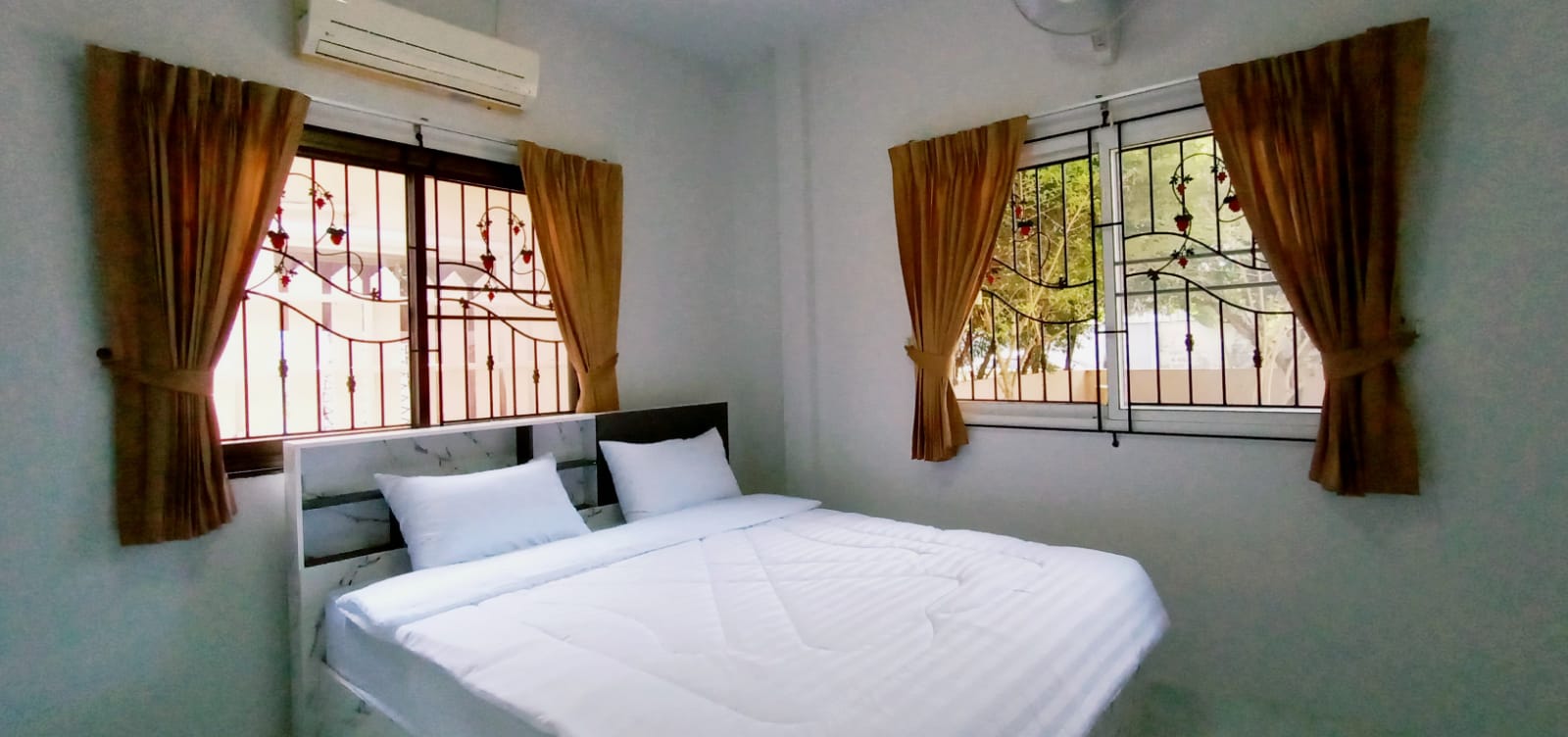 For Rent : House available for rent At Rawai Phuket 2 Bedrooms 2 Bathrooms