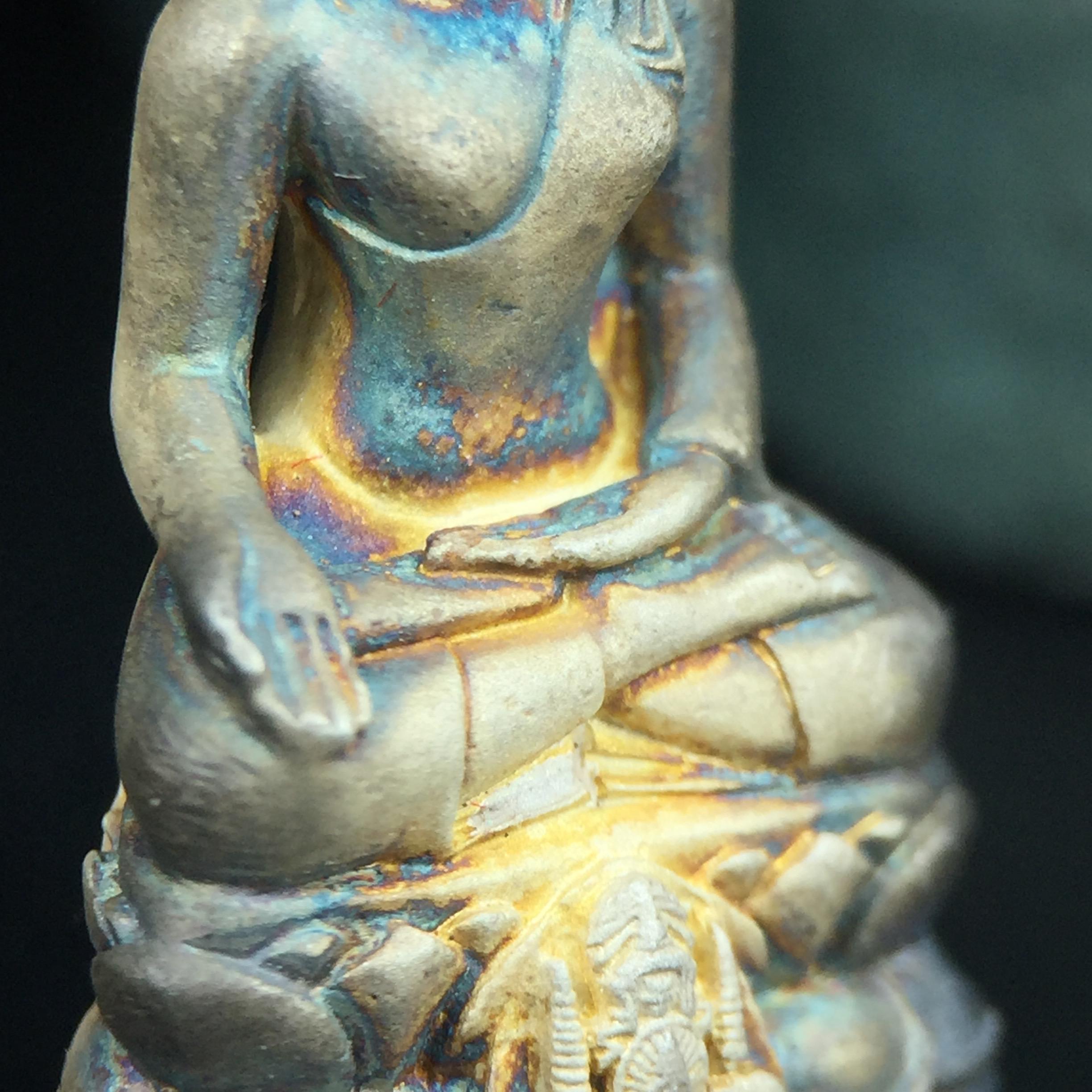 พระกริ่งไพรีพินาศ ตรากาญจนาภิเษก วัดบวรนิเวศวิหาร ที่ระลึกในหลวงรัชกาลที่9 ครองสิริราชสมบัติครบ 50 ปี เนื้อเงิน(สภาพผิวเดิม ขึ้นสีรุ้งธรรมชาติ สวยแบบนิยม)พร้อมกล่องบรรจุเดิม ครบ สมบูรณ์ ชุดพระราชทาน(หายาก)