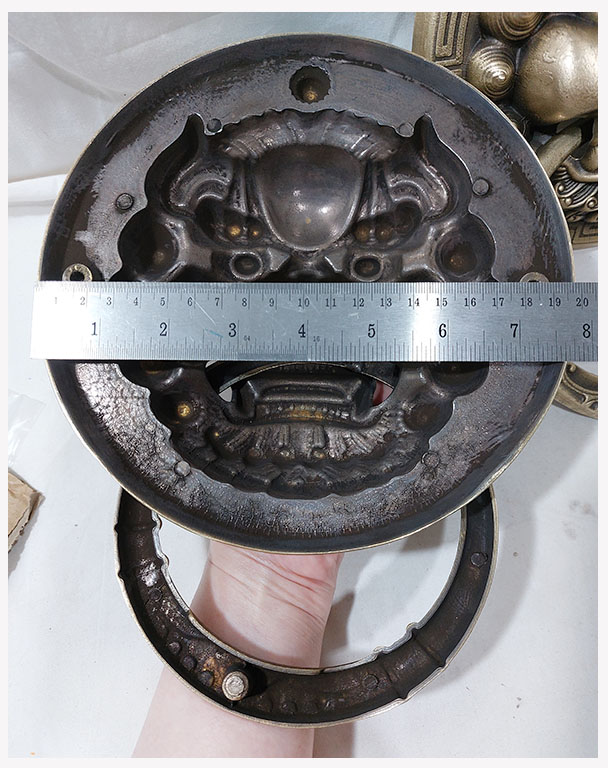 ที่เคาะ มือเคาะ มือดึงประตู หน้าสิงห์ 20cm (ห่วงมีลาย) คู่ละ