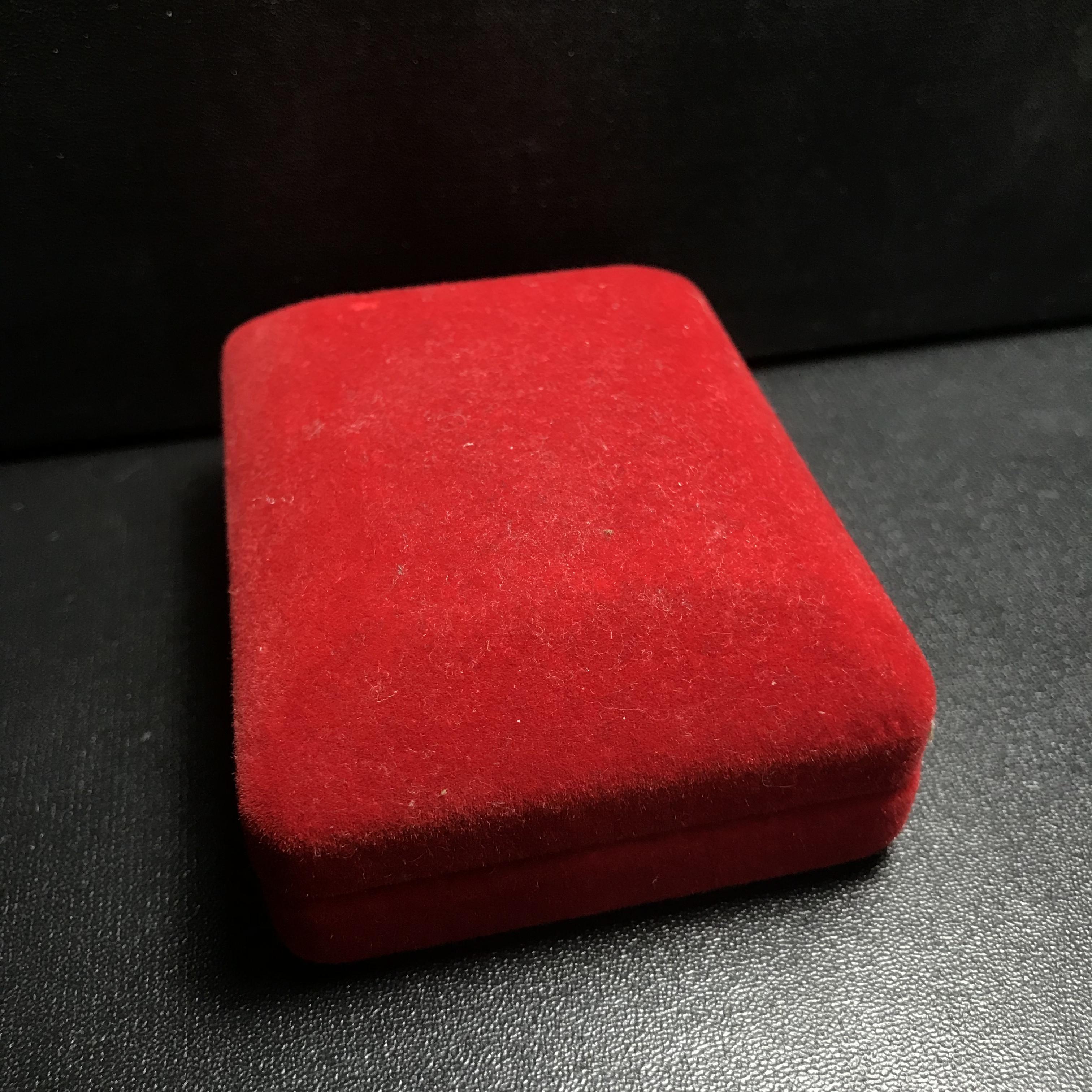 พระกริ่งศาสดา ภปร. วัดบวรนิเวศวิหาร ปี2532 เพื่อศูนย์การแพทย์สิริกิติ์ เนื้อนวโลหะพร้อมกล่องบรรจุเดิม