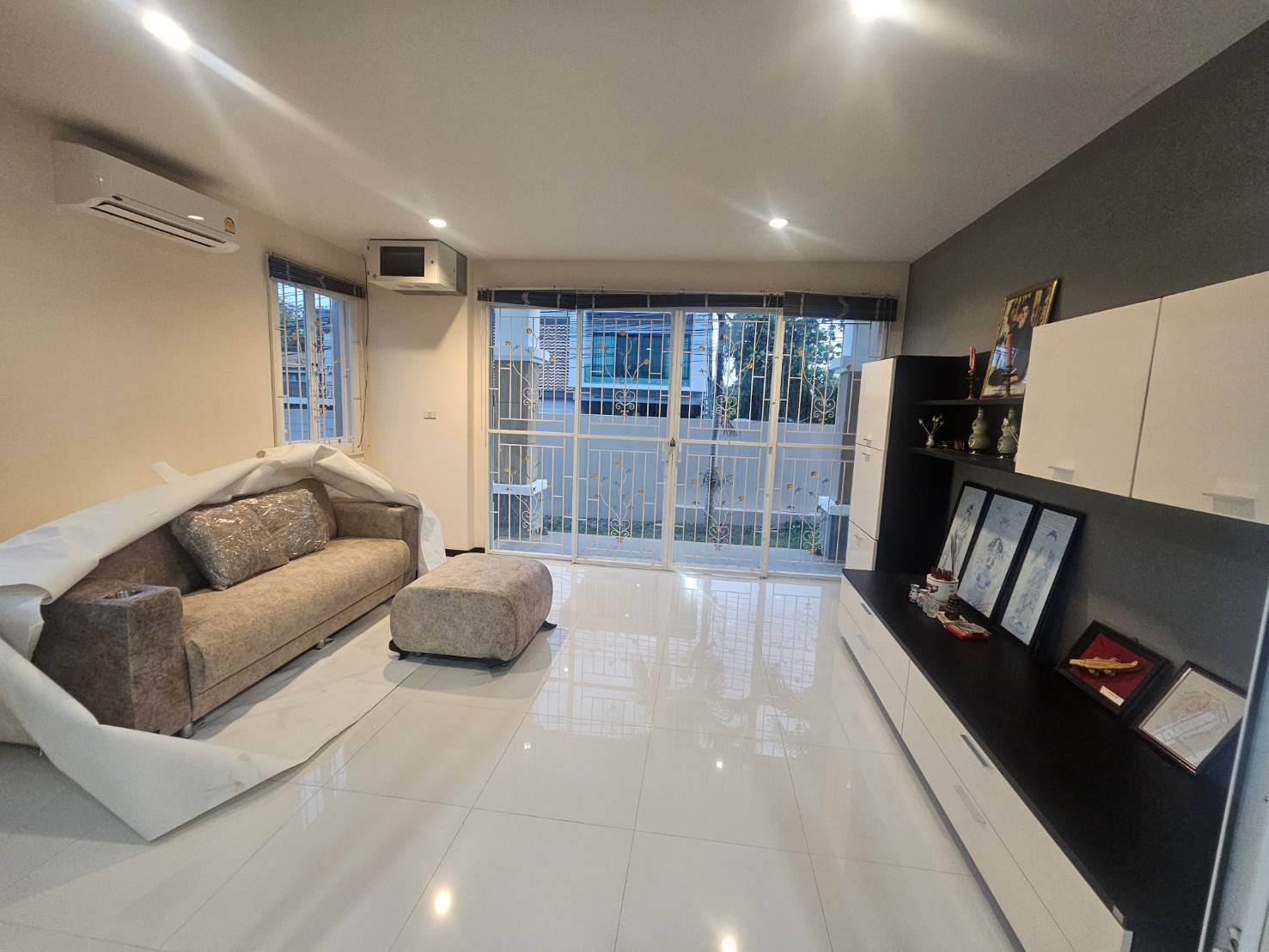 For Rent : Ratsada, 2-Storey House, 4 bedrooms 4 bathrooms