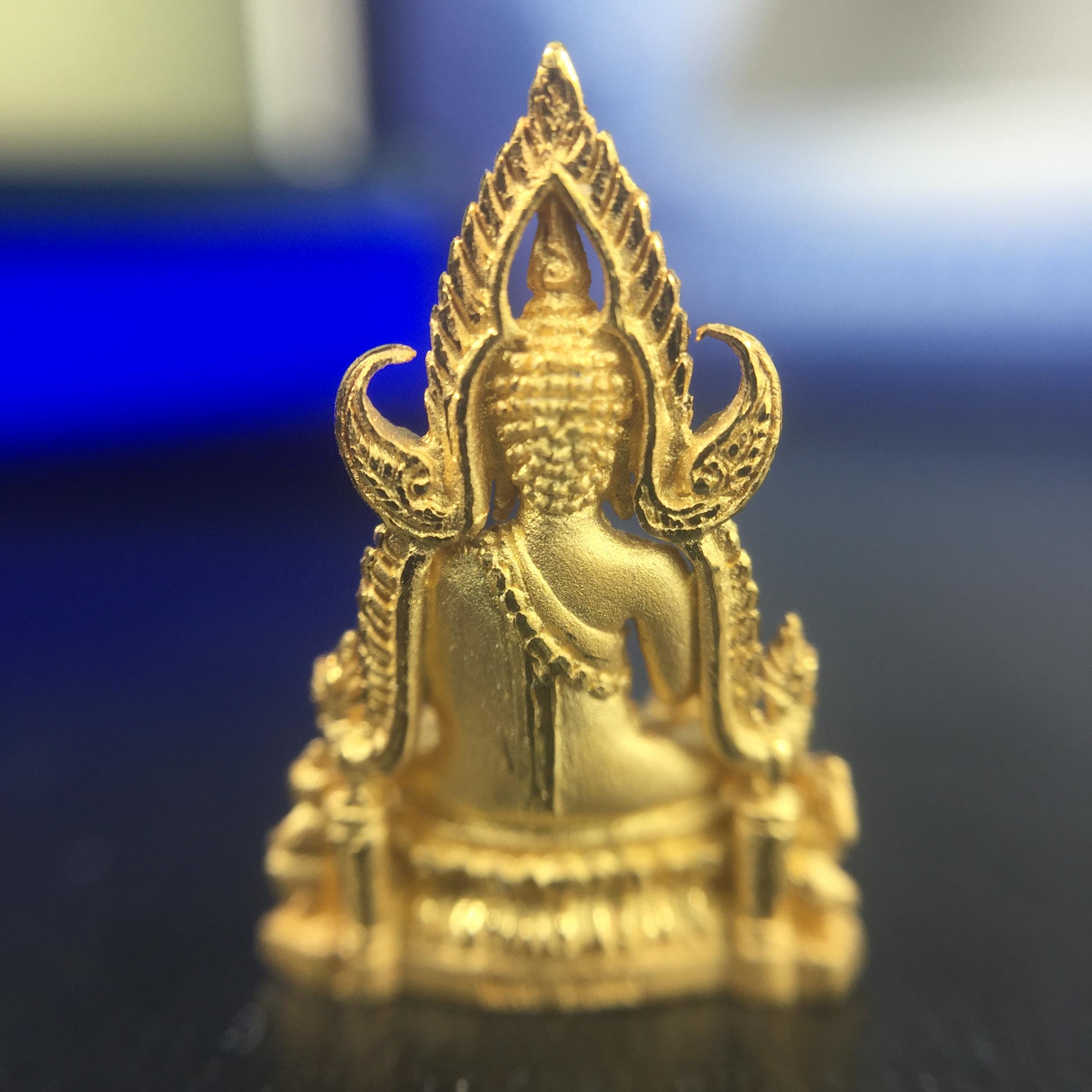 พระพุทธชินราช ภปร. โครงการ เพราะแผ่นดินนี้คือแผ่นดินเกิด ปี2551 เนื้อทองคำ 96.5%(น้ำหนัก 2.6 กรัม) ขนาดหน้าตัก1/4นิ้ว (สวยงามทรงคุณค่าหายาก)1 ใน 5000องค์