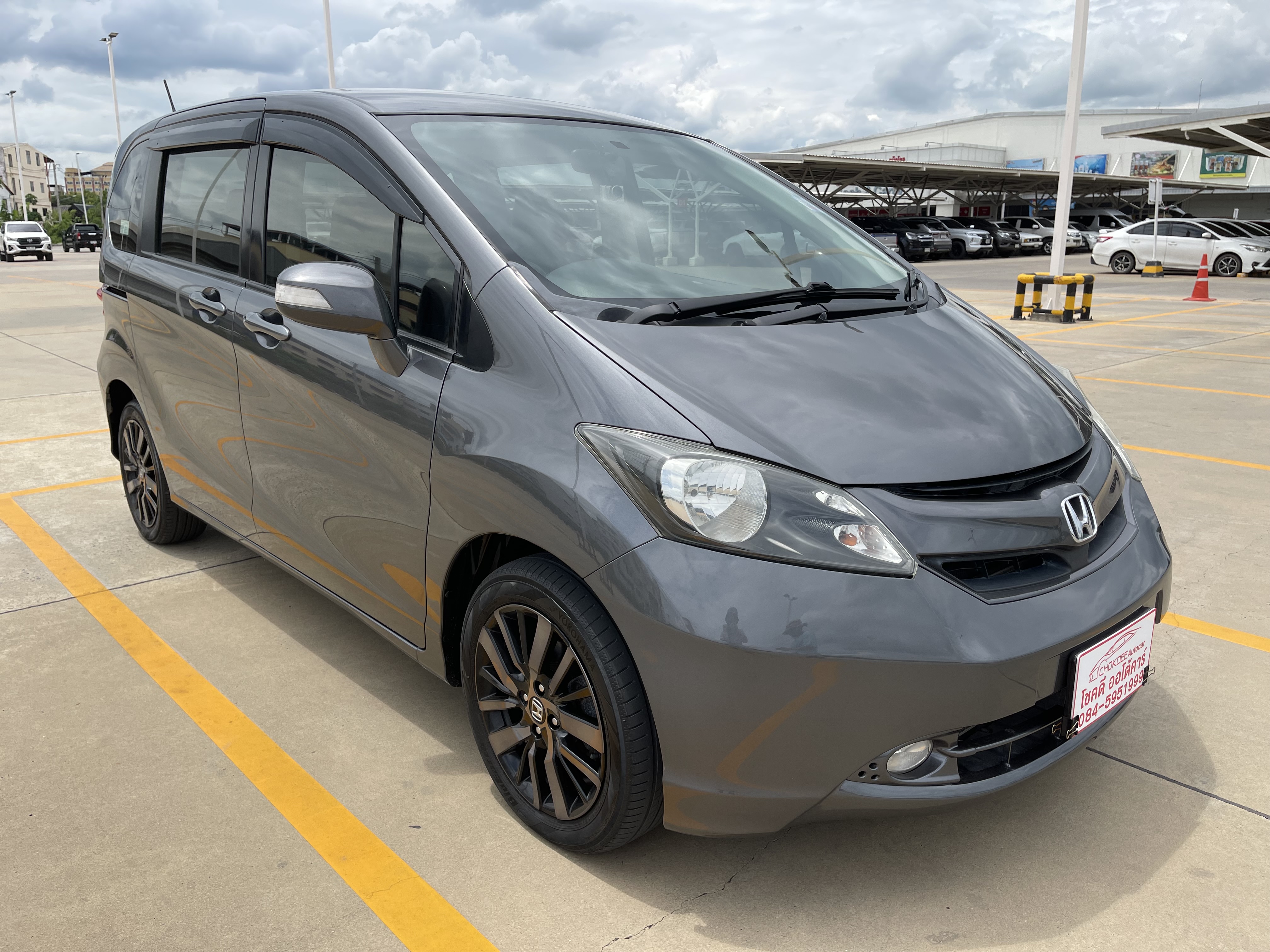 Honda Freed 1.5 E Sport At 2010 เทาดำ