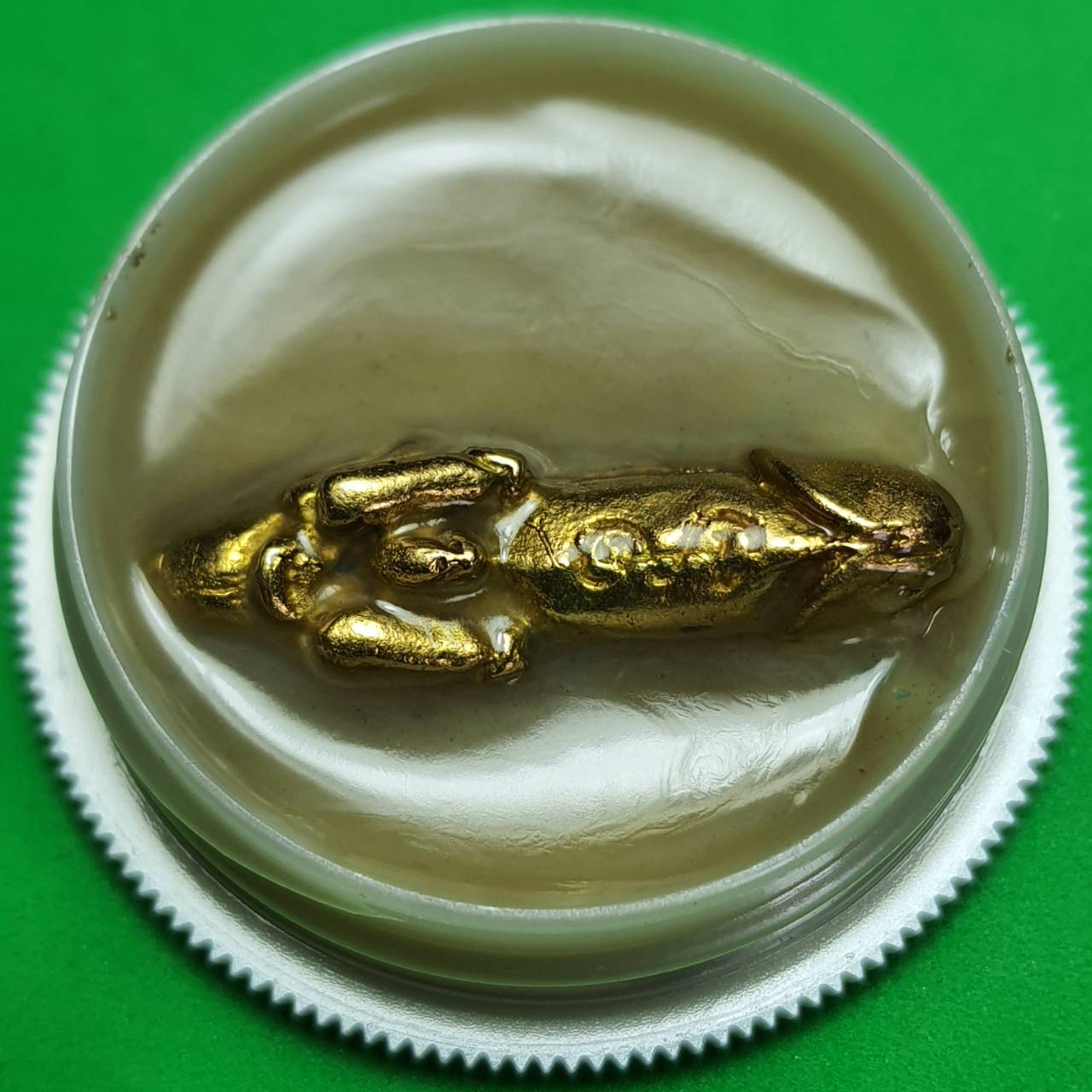 ของเสน่ห์ สีผึ้งปลัดขิกแรงๆ สามพลัง มหาเสน่ห์แรงๆ สีผึ้งค้าขาย สีผึ้งโชคลาภ สีผึ้งทาปาก สีผึ้งแท้ สีผึ้งมหาเสน่ห์คำน่อย สีผึ้งเขมร