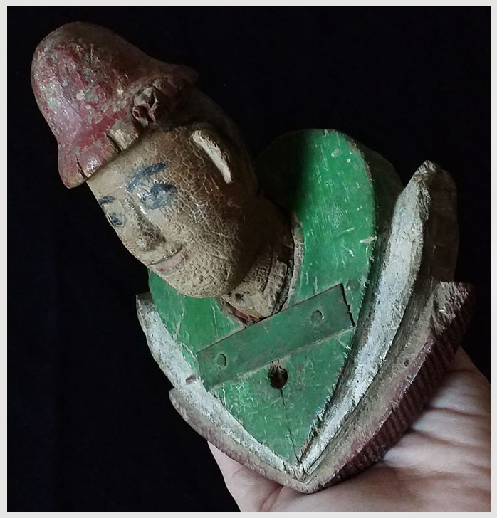 ไม้แกะสลักงานเก่า ขนาดเล็ก