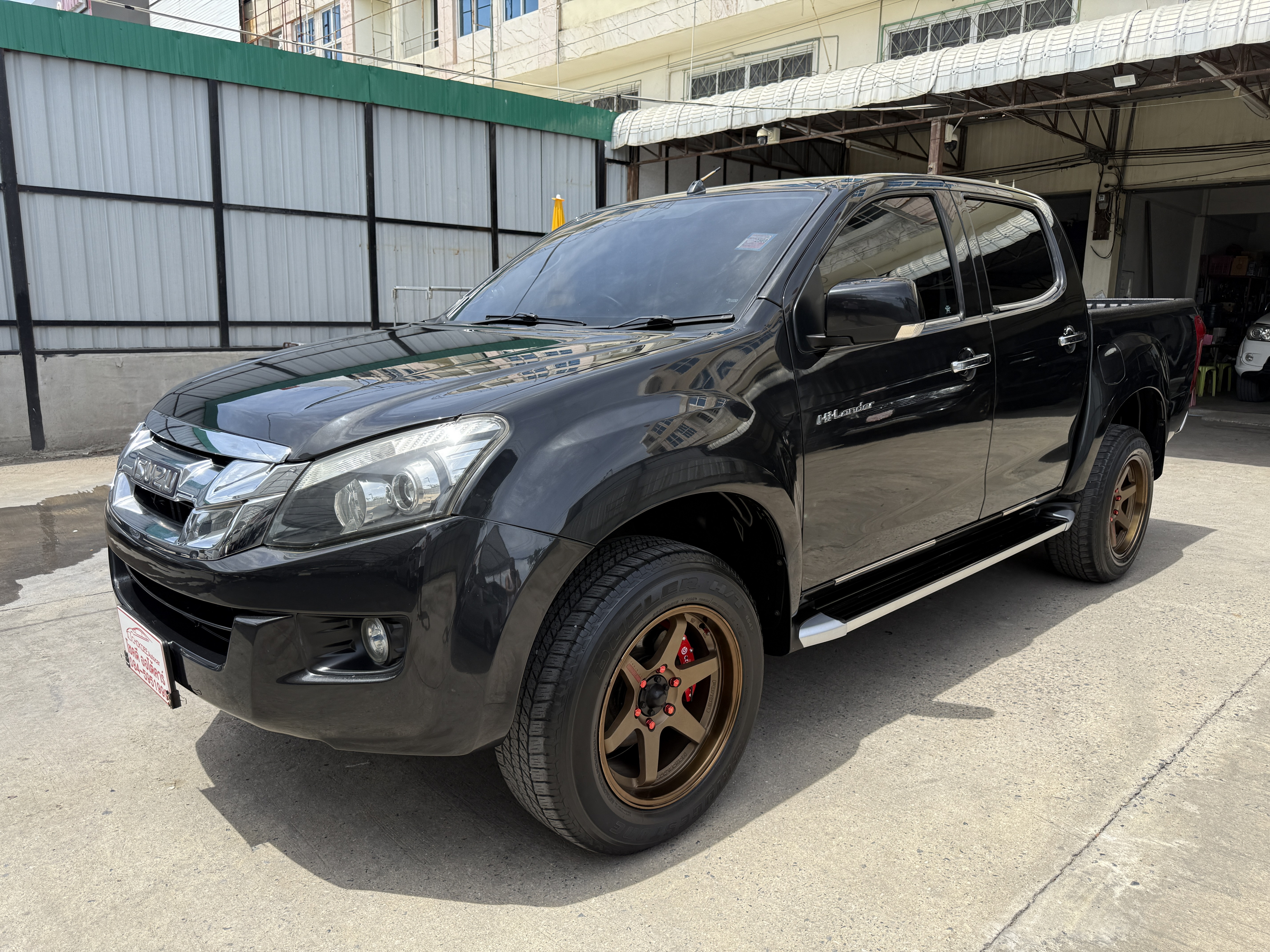 Isuzu Dmax All New 4ประตู Hi-Lander 2.5 Vgs Z Dvd 2013 ดำ
