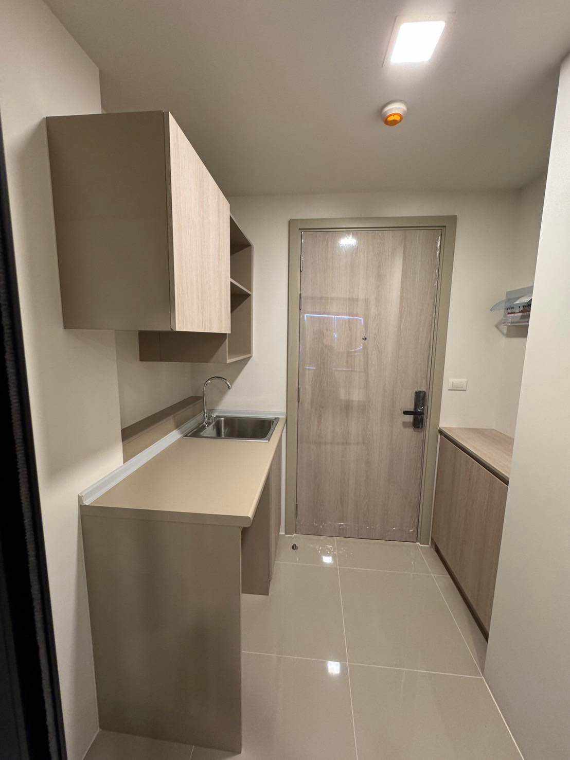 For Rent : Kathu, Dcondo Reef, 1 Bedroom 1 Bathroom, 5th flr.