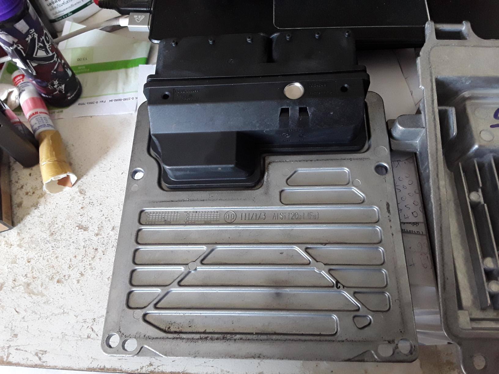 กล่องECU BENZ M271