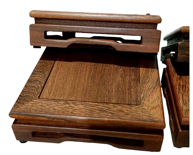 กี๋หรือฐานไม้ สี่เหลี่ยมจัตุรัส