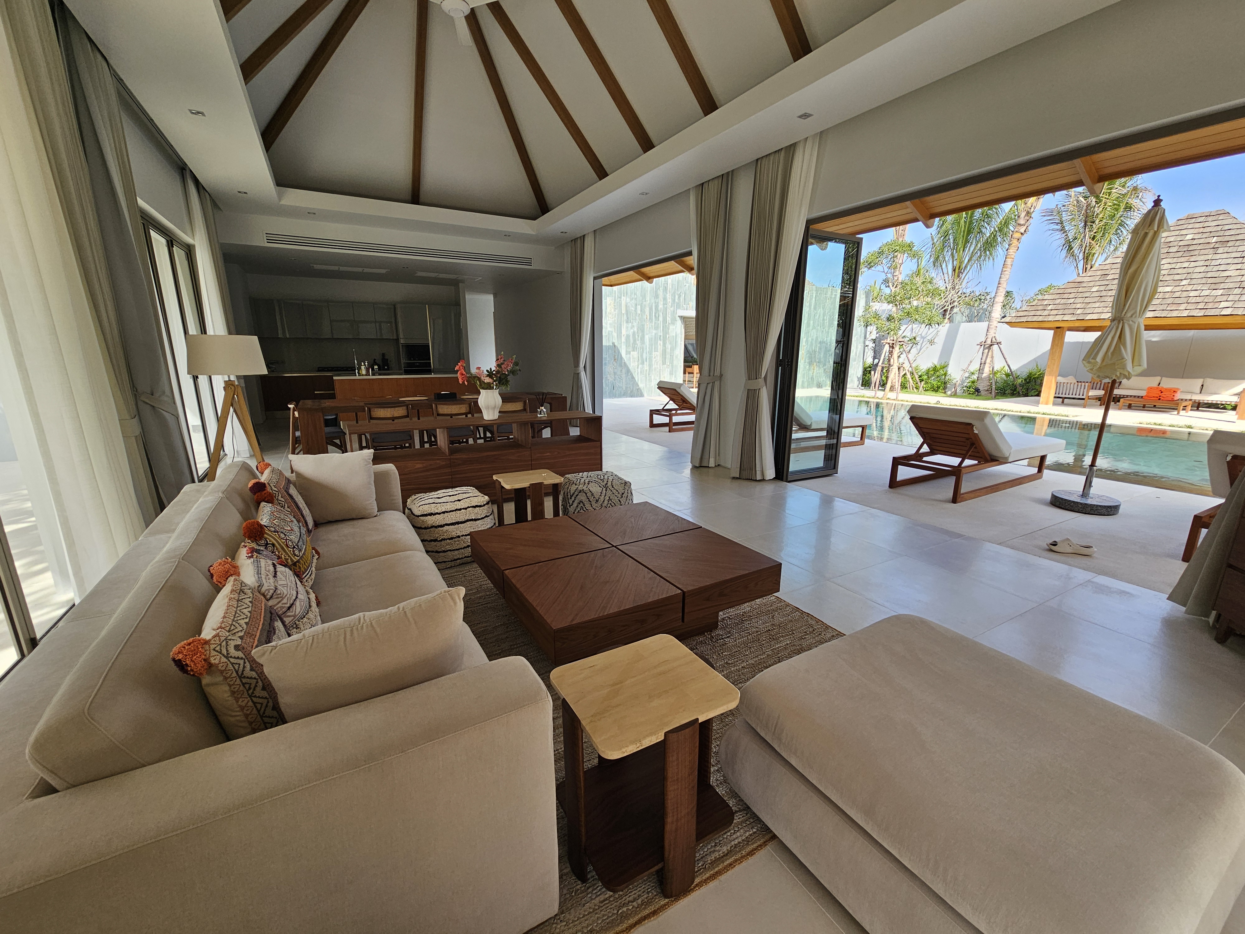 For Rent : Bang Tao, Private Pool Villa, 4 bedrooms 4 bathrooms