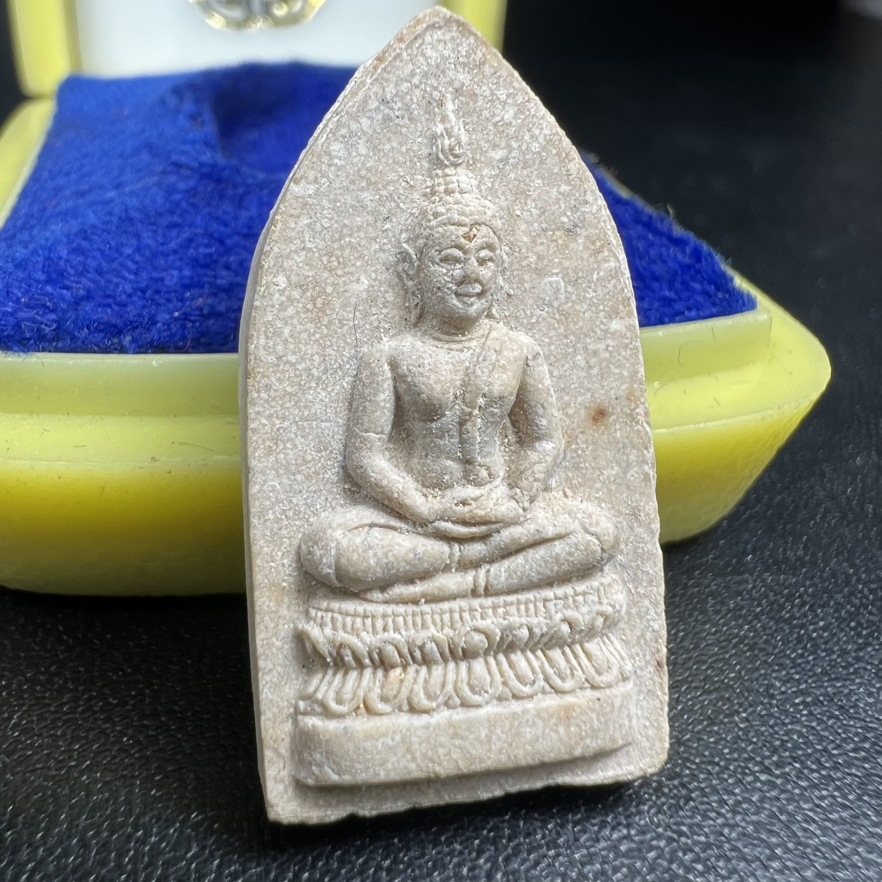 สมเด็จศิริราชร้อยปี หลัง ภปร. ปี 2531 ที่ระลึกครบ 100ปี โรงพยาบาลศิริราช ในหลวงรัชกาลที่9พระราชทานผงจิตรลดา(พระดี พิธีใหญ่ ปีลึก เจตนาบริสุทธิ์ สุดยอดมวลสาร)พร้อมกล่องพิเศษกรรมการ