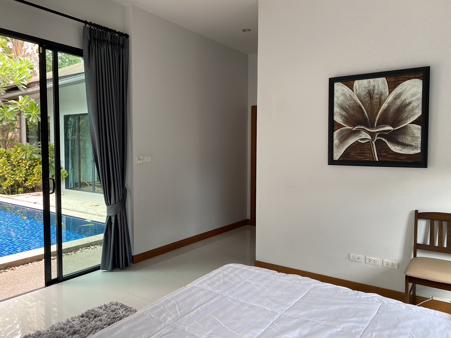 For Rent : Cherngtalay, Private Pool Villa near Boat Avenue , 3 bedrooms 3 bathrooms
