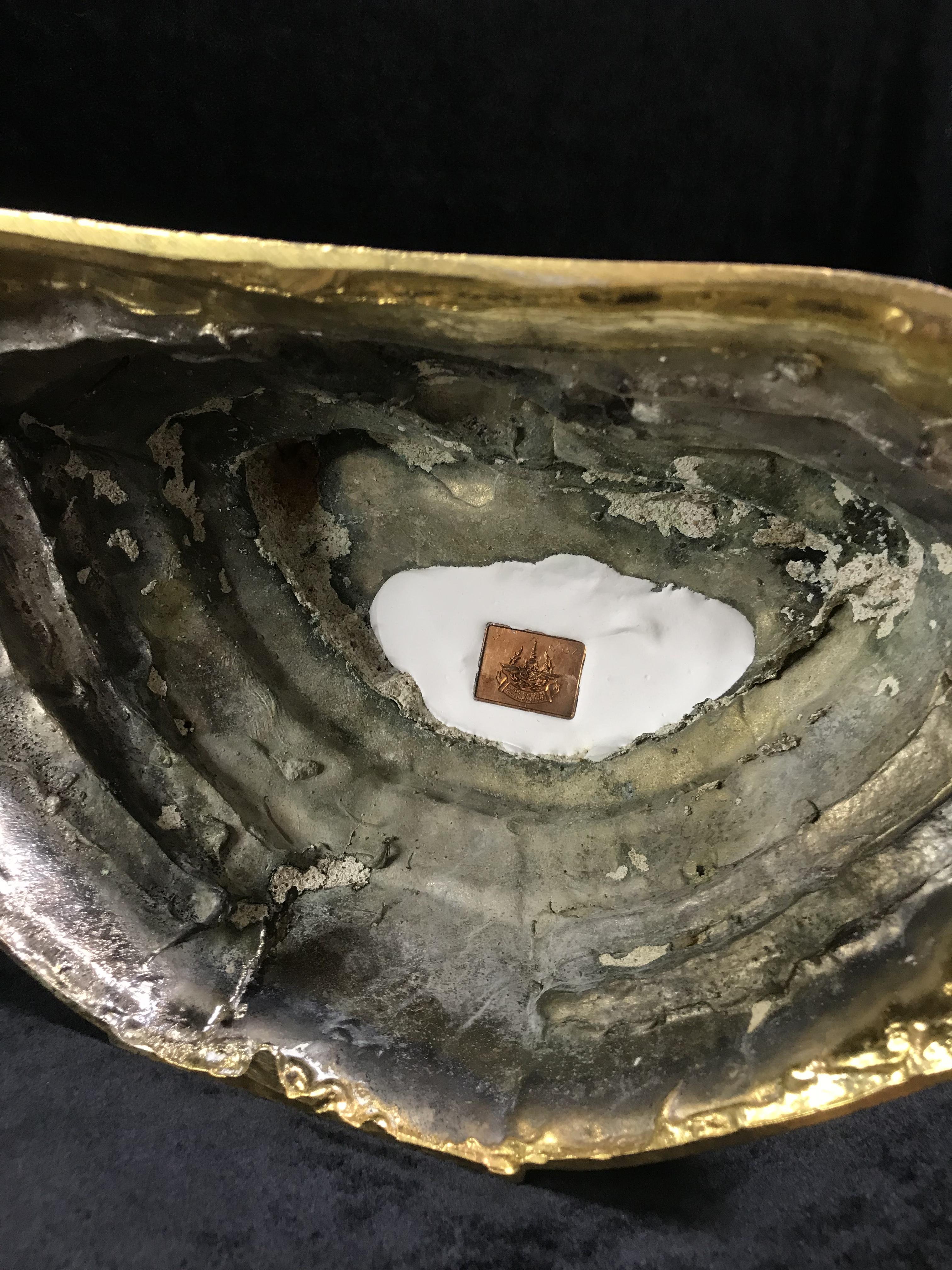 พระบูชาพระพุทธศิรมงคล ภปร. วัตถุมงคลคุ้มเกล้า ปี2524 ของมูลนิธิคุ้มเกล้า โรงพยาบาลภูมิพลจัดสร้าง ขนาดหน้าตัก 9 นิ้ว(ในหลวงทรงจุดไฟพระฤกษ์และเททอง)(พบเจอและหายากมาก)