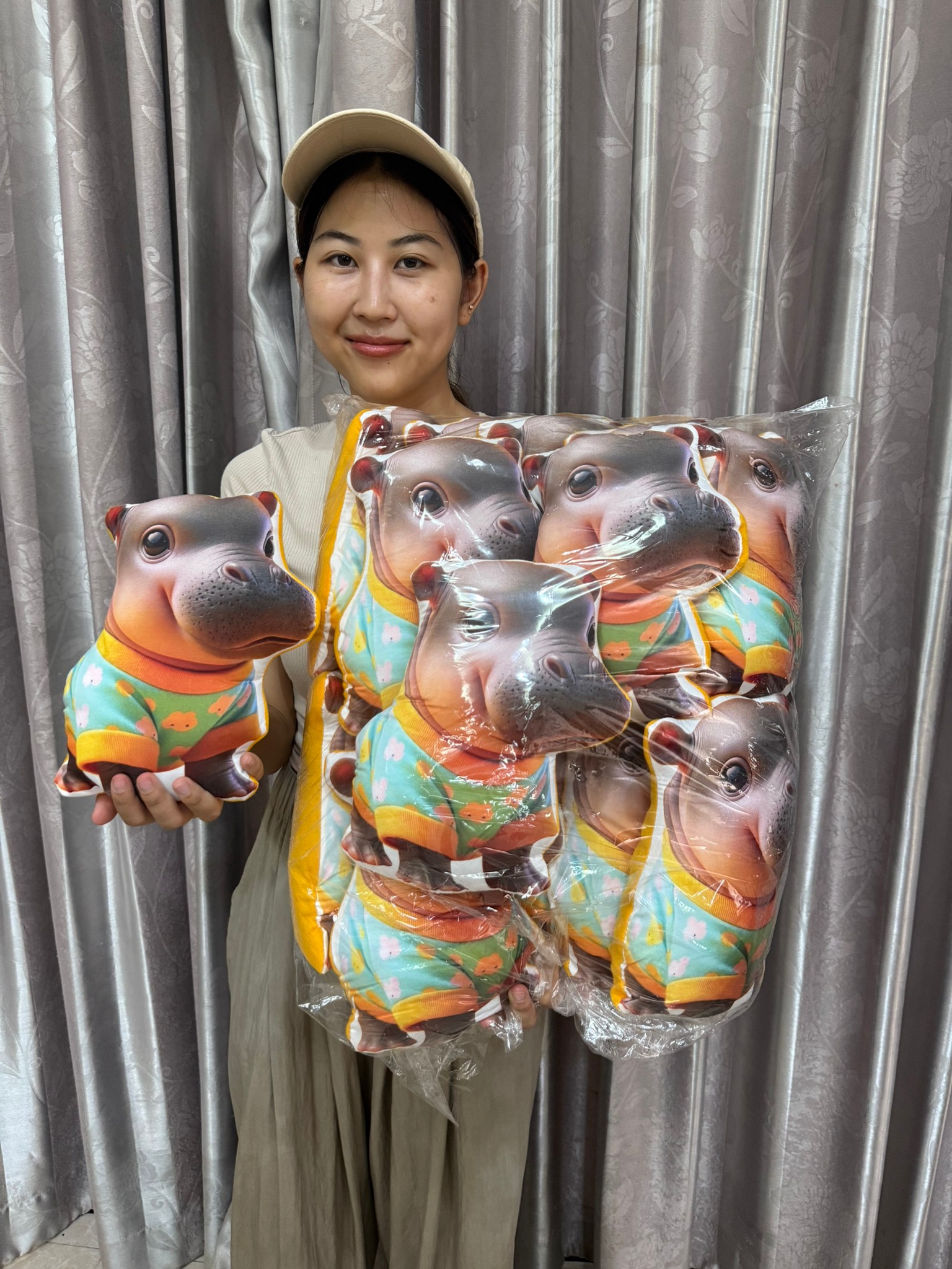 ตุ๊กตาน้องฮิปโป ยกโหลสุดคุ้ม