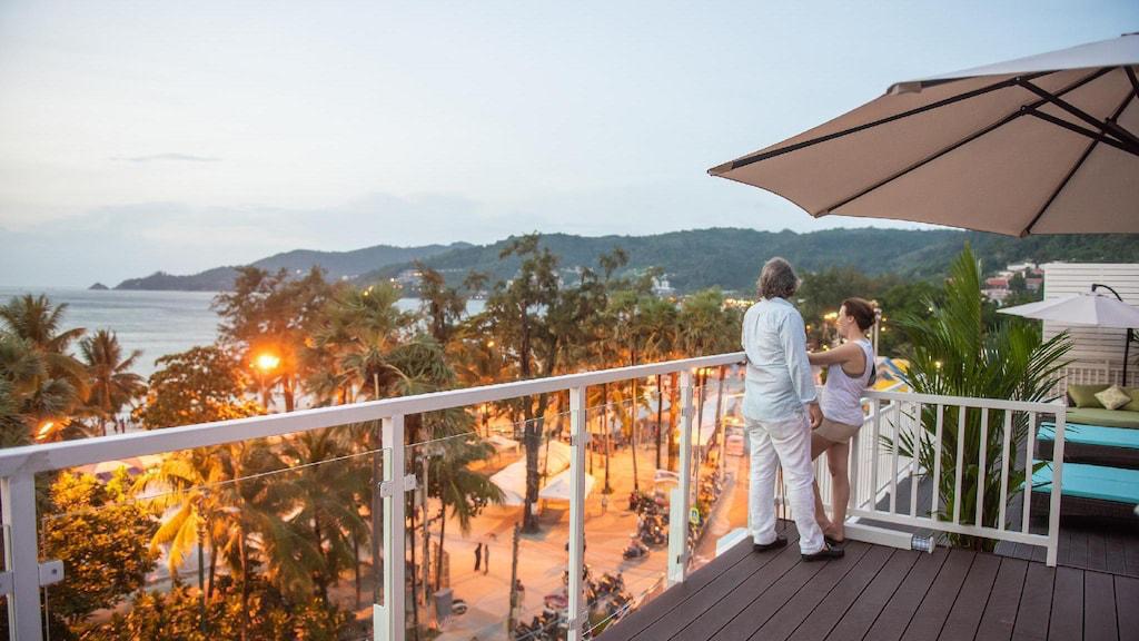 For Sale : Patong, Luxury Patong Resort , 36 Rooms, 5 floors