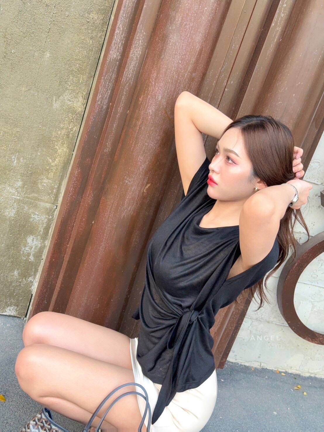 สลาฟผูกข้าง