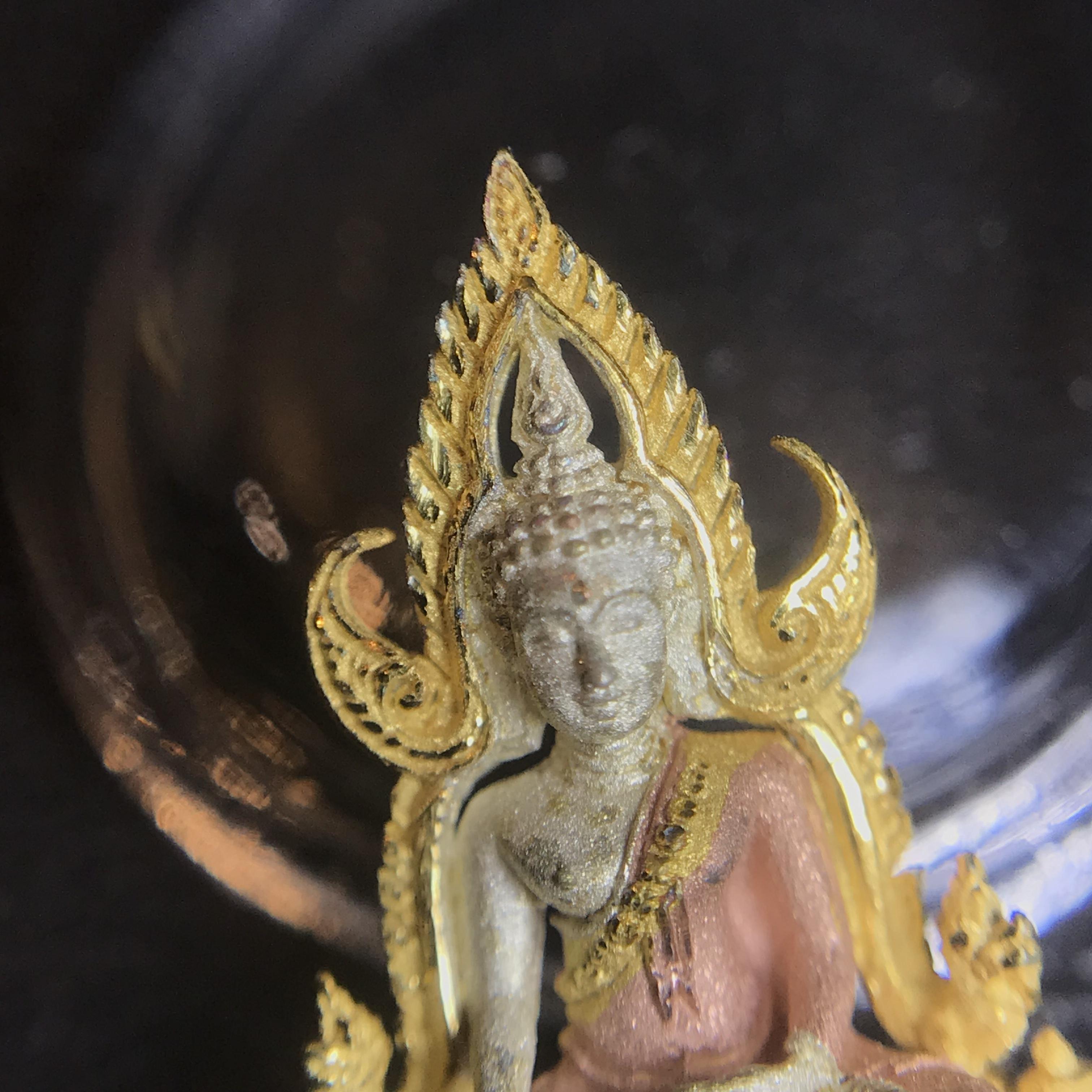 พระพุทธชินราช ภปร. โครงการ "เพราะแผ่นดินนี้ คือ แผ่นดินเกิด" ปี2548(รุ่นแรก) ลอยองค์ หน้าตัก 1/4 นิ้ว เนื้อเงินสามกษัตริย์