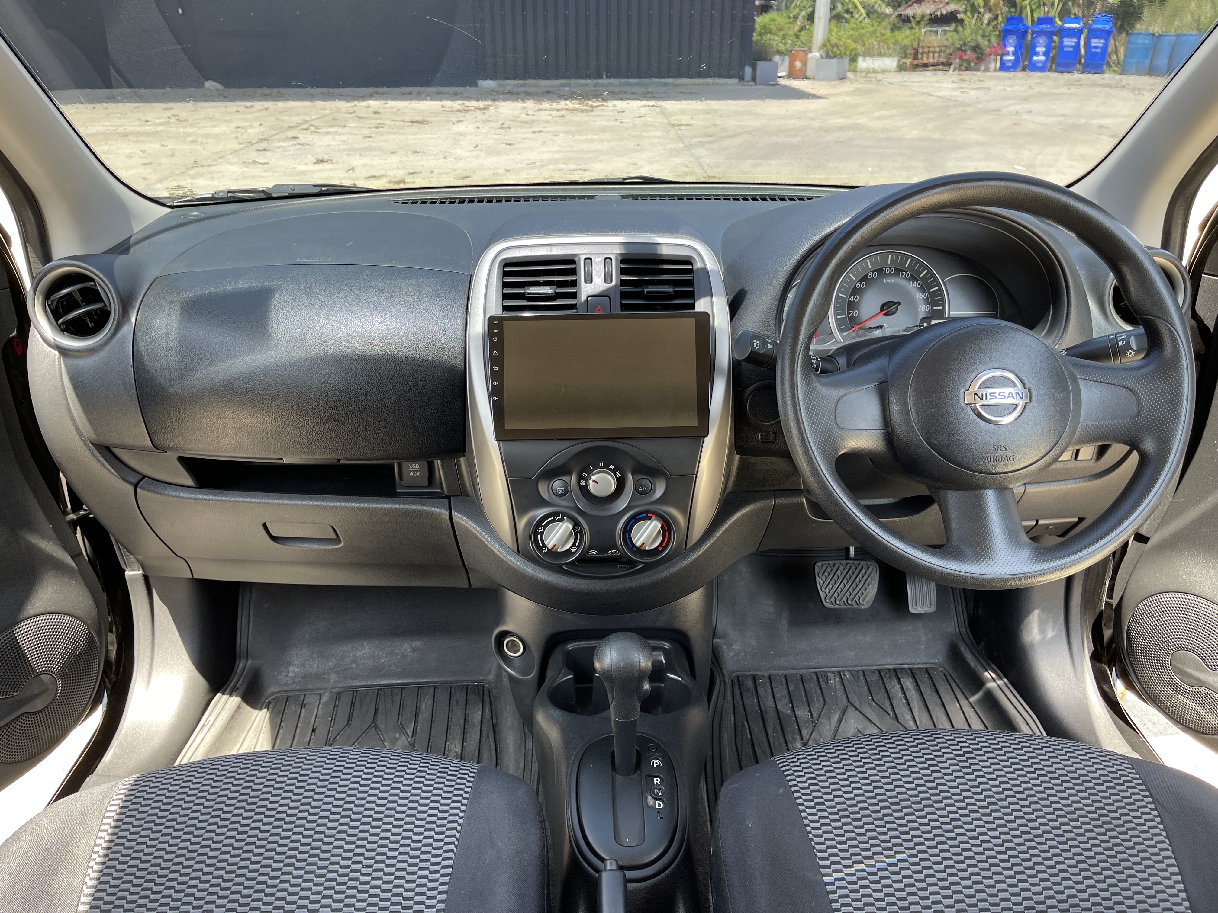 Nissan March 1.2 E At 2017 ดำ