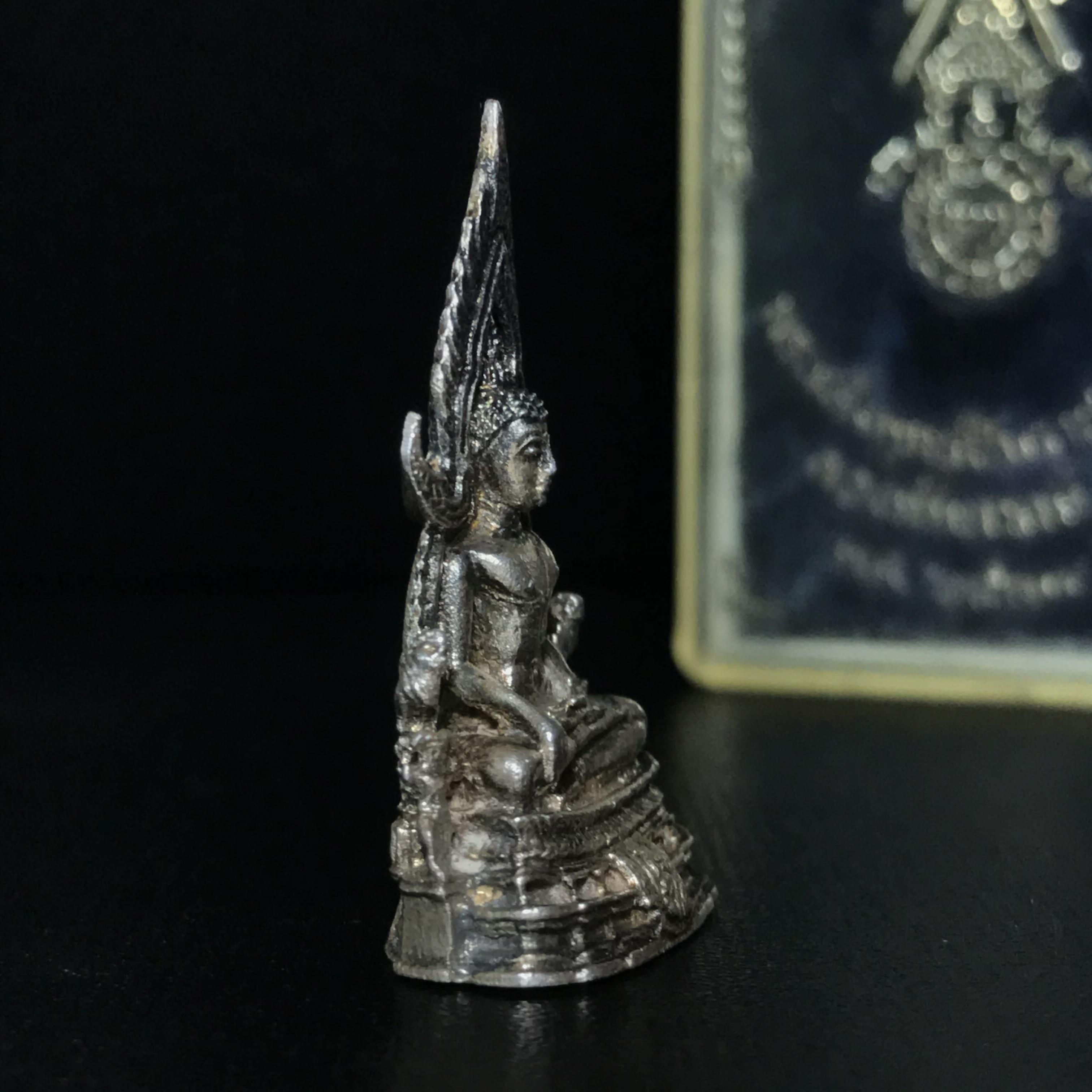 กริ่งพระพุทธชินราช ภปร. กองทัพภาคที่3จัดสร้าง ปี2517 เนื้อเงินกล่องเดิม(คัดสภาพสวย)(หายาก)(ในหลวง ร.9 เสด็จในพิธี)(1ใน2000องค์))