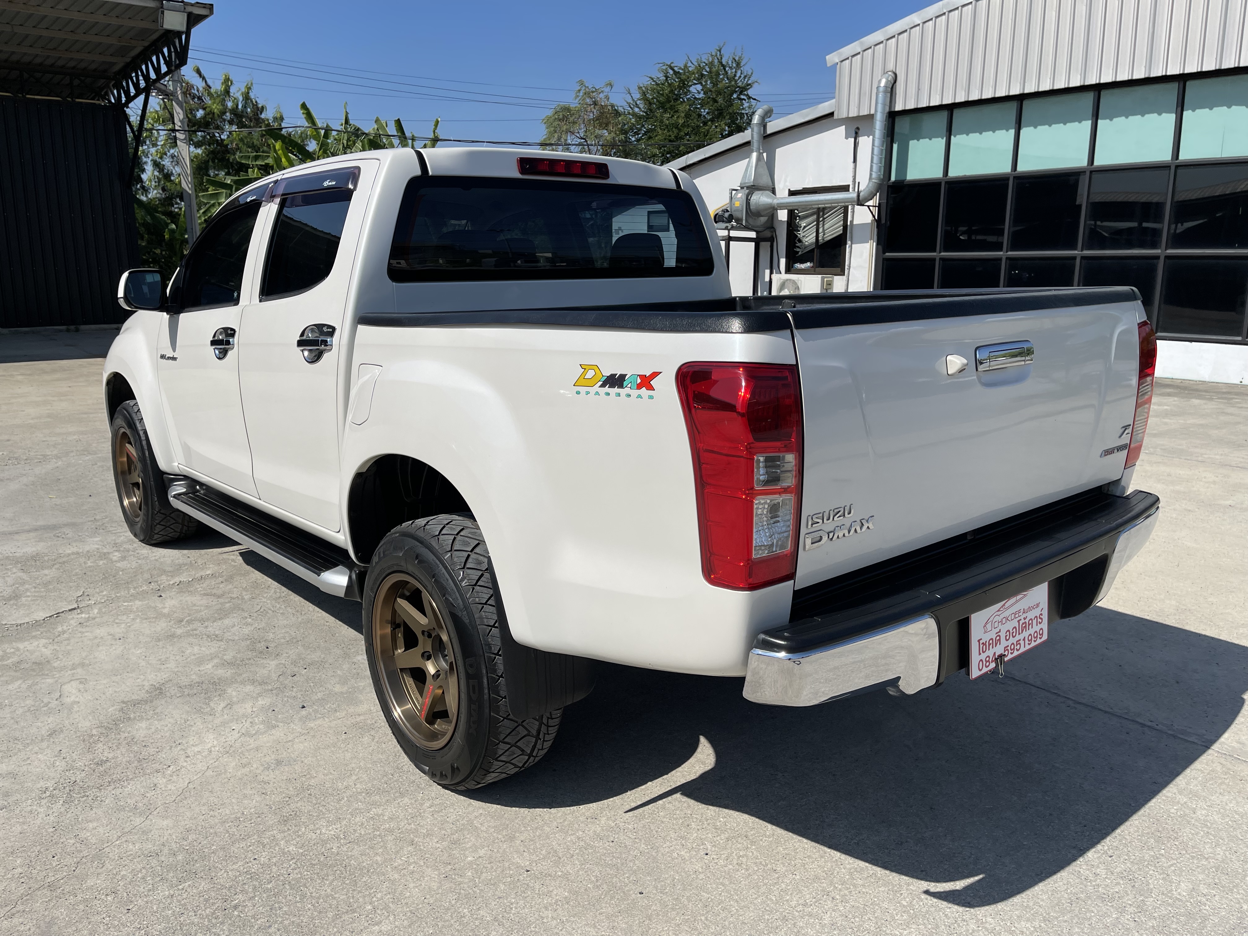 Isuzu Dmax All New 4ประตู Hilander 2.5 Vgs Z Dvd 2013 ขาวมุก