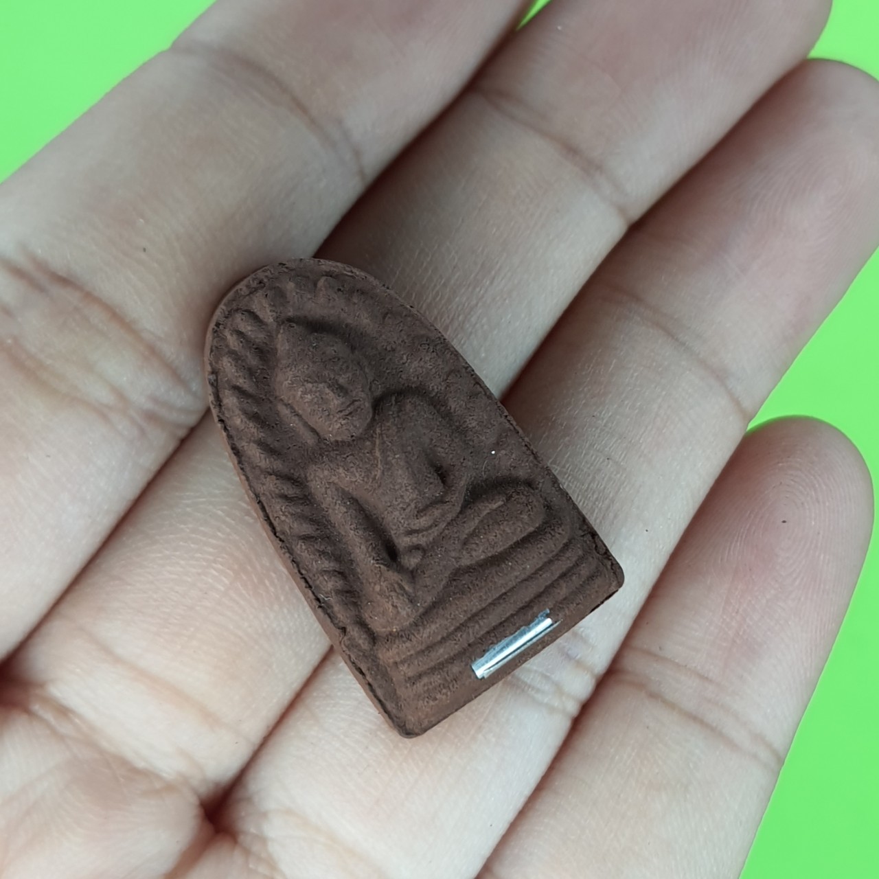 พระเครื่อง พระรอด ฝังตะกรุด เนื้อแร่เหล็กน้ำพี้ พระรอดแท้ พระเครื่องพระรอด พระรอดพิมพ์เล็ก พระรอดเนื้อผง พระรอดห้อยคอ พระรอดแขวนคอ พระรอดลำพูน จี้พระรอด