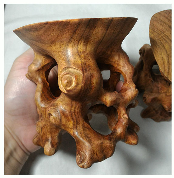 ฐานหรือกี๋ไม้สไตล์จีน ทรงรากไม้ อันละ