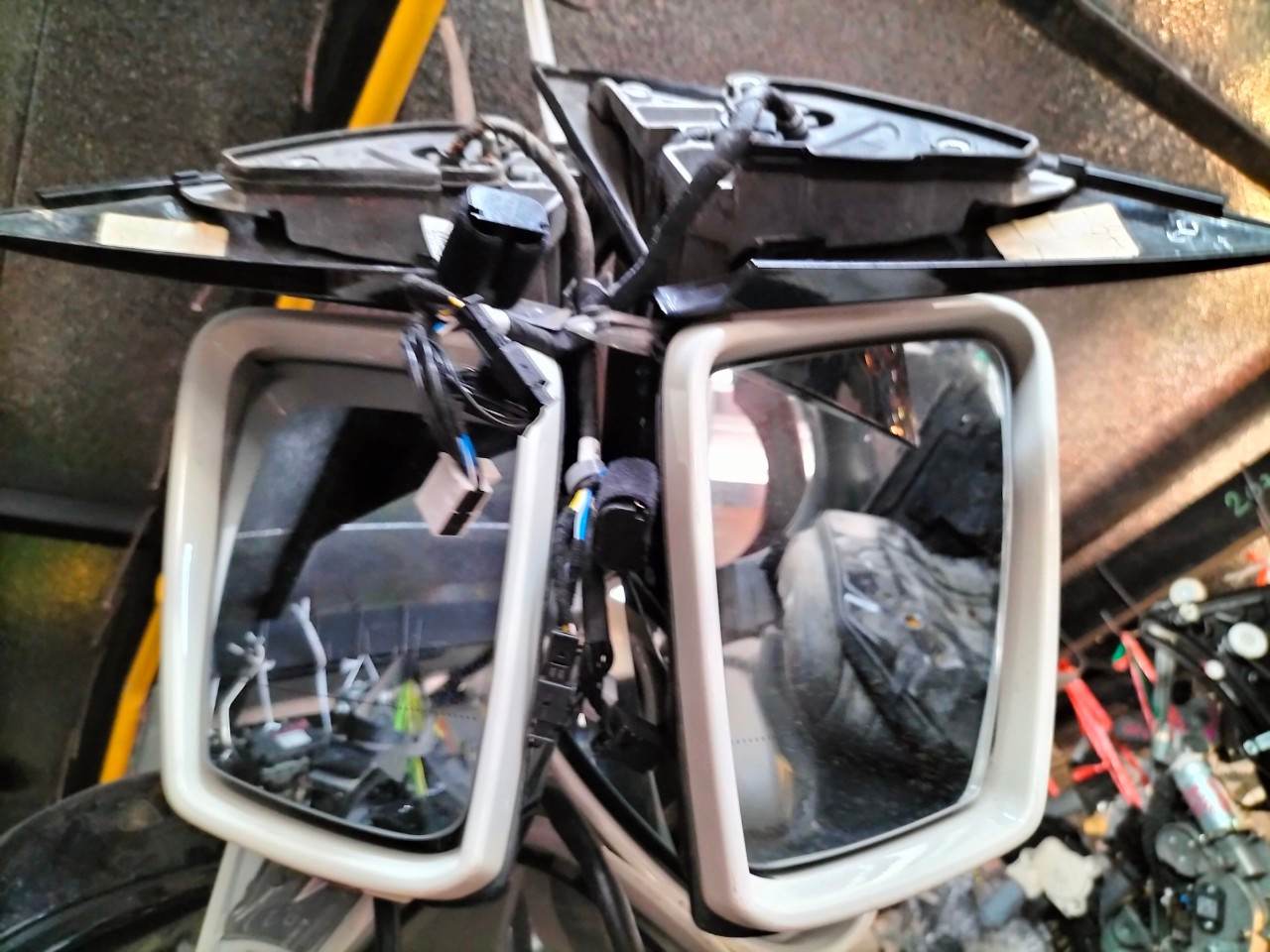 กระจกมองข้าง W212