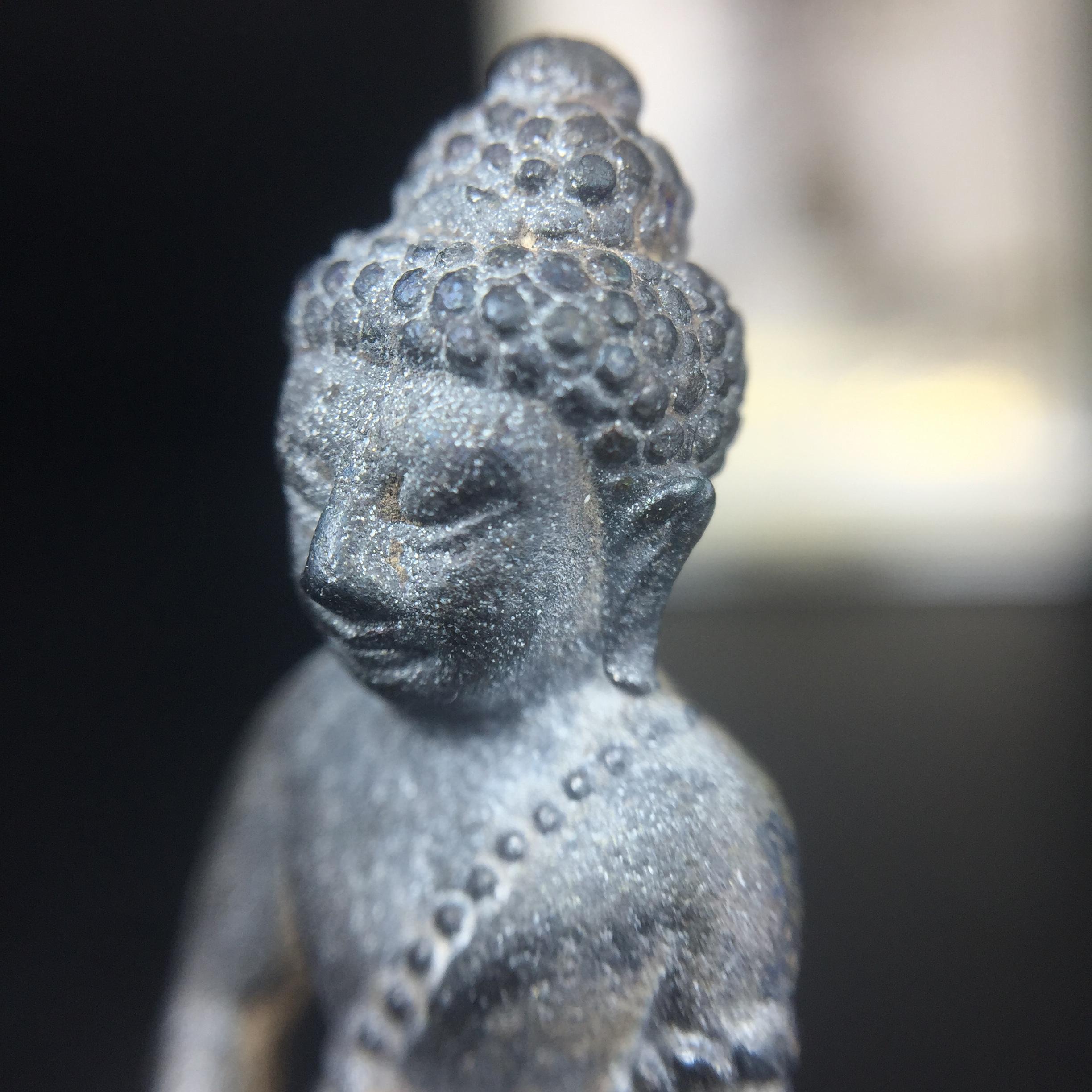 พระกริ่งชินบัญชรฉลองพระชันษา 100 ปี สมเด็จพระญาณสังวร วัดบวรนิเวศวิหาร ปี 2556 เนื้อนวโลหะผสมทองคำก้นทองแดง พิธีใหญ่ มวลสารเด่น นิยม(1 ใน 2556 องค์)